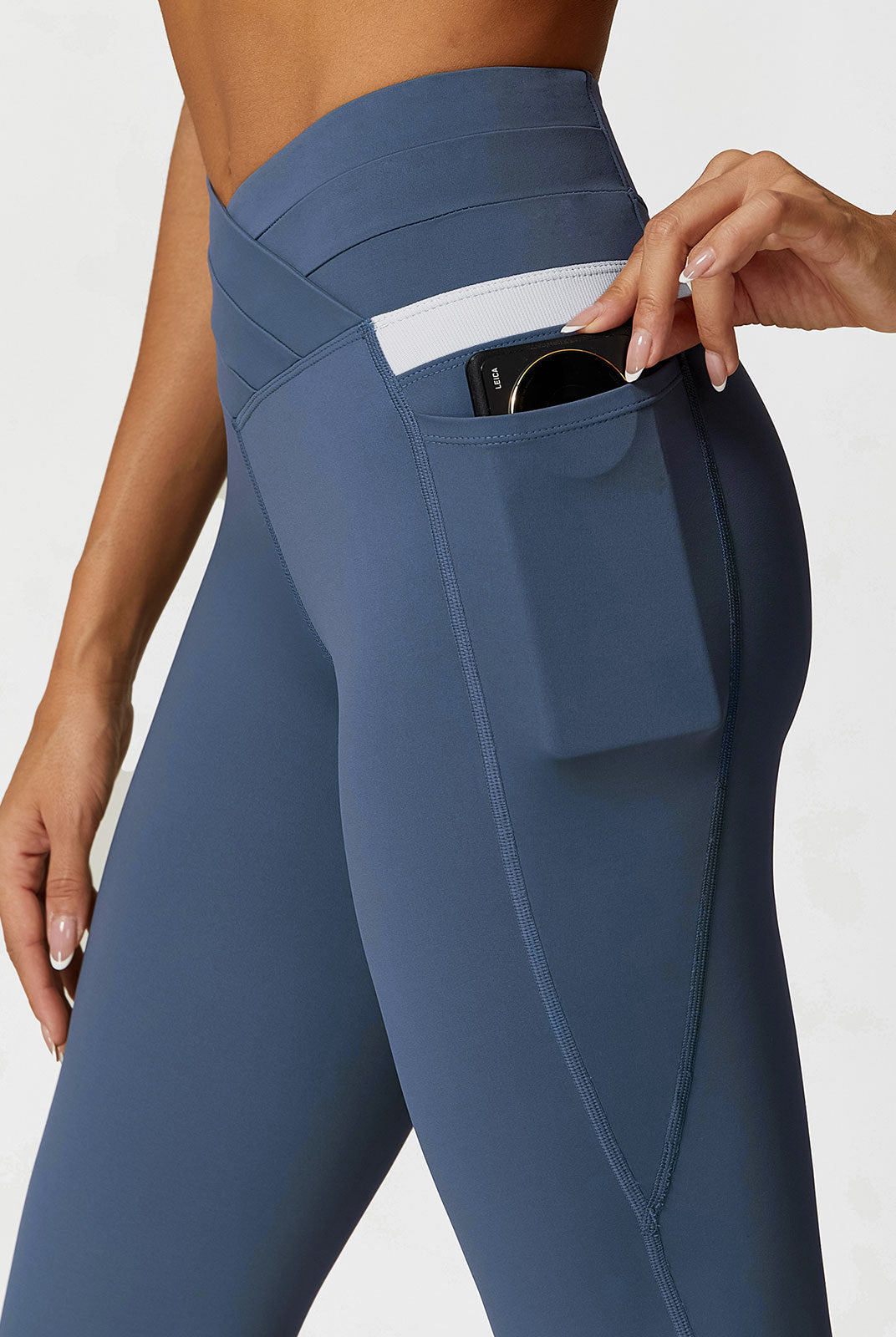 Women's Knitted Nylon Leggings Sustainable Yoga Bottoms - BERLOOK