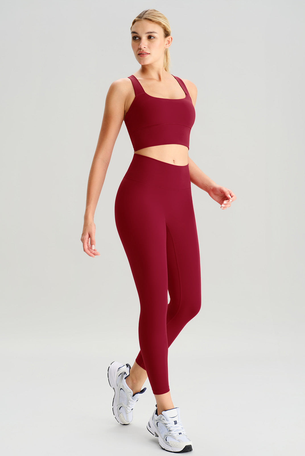 Women's Knitted Nylon Leggings Sustainable Yoga Bottoms - BERLOOK