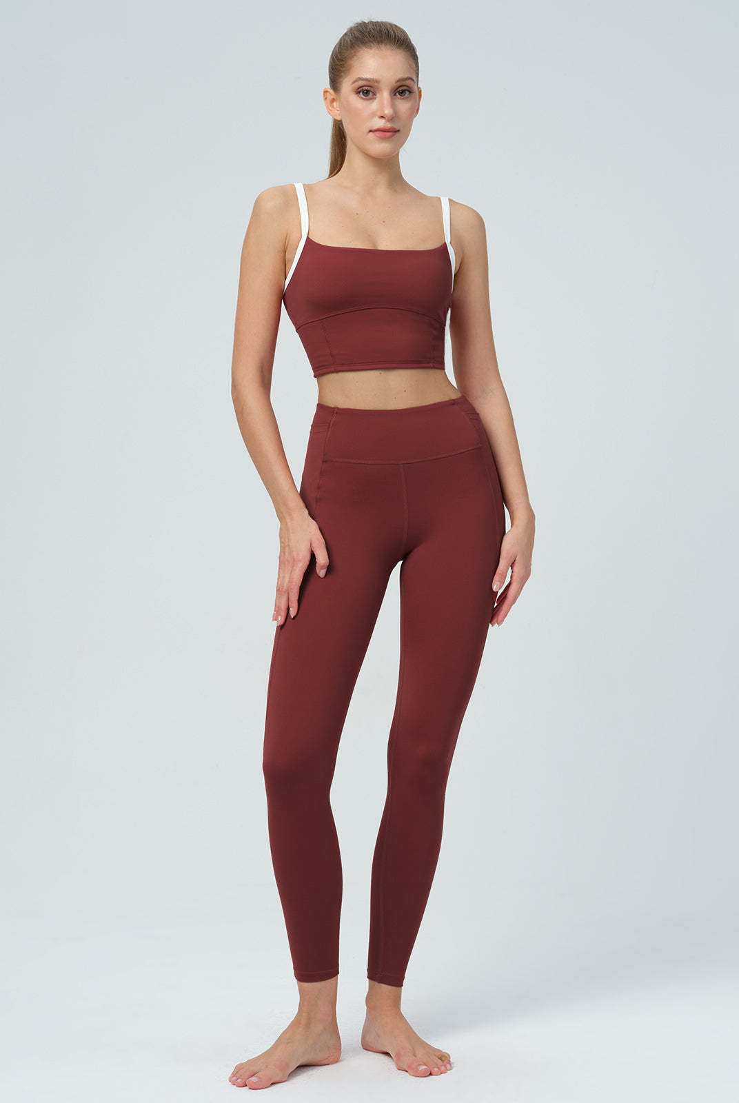 Women's Knitted Nylon Leggings Sustainable Yoga Bottoms - BERLOOK