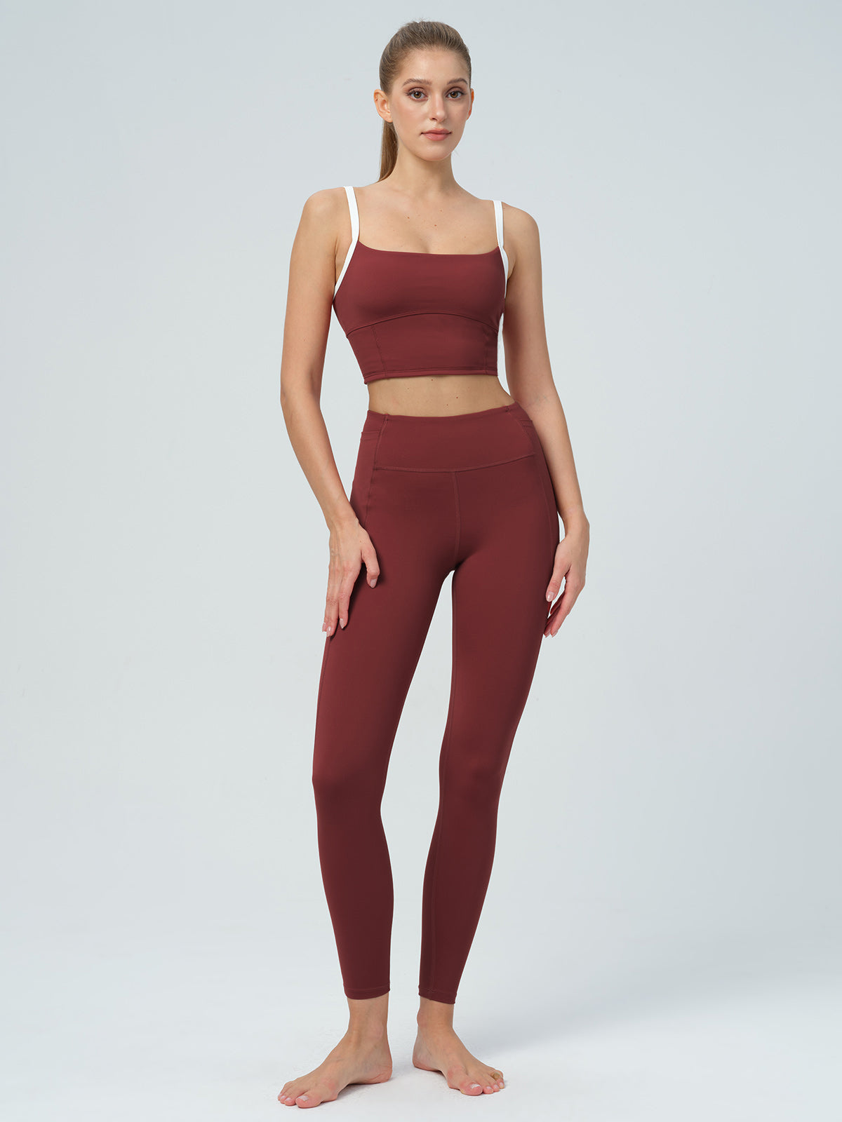 Women's Knitted Nylon Leggings Sustainable Yoga Bottoms - BERLOOK