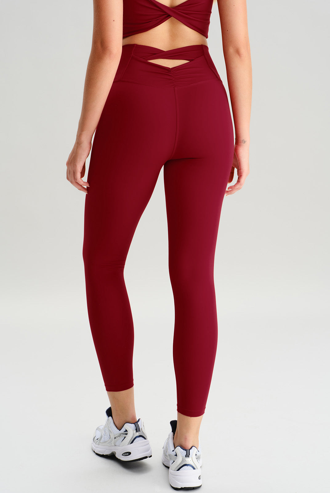 Women's Knitted Nylon Leggings Wine Red Sustainable Yoga Bottoms - BERLOOK