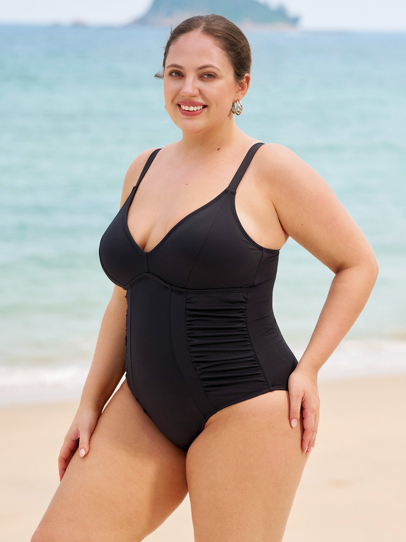 Women's Knitted Nylon One-Piece Swimsuit Sustainable Plus Size One-Pieces - BERLOOK