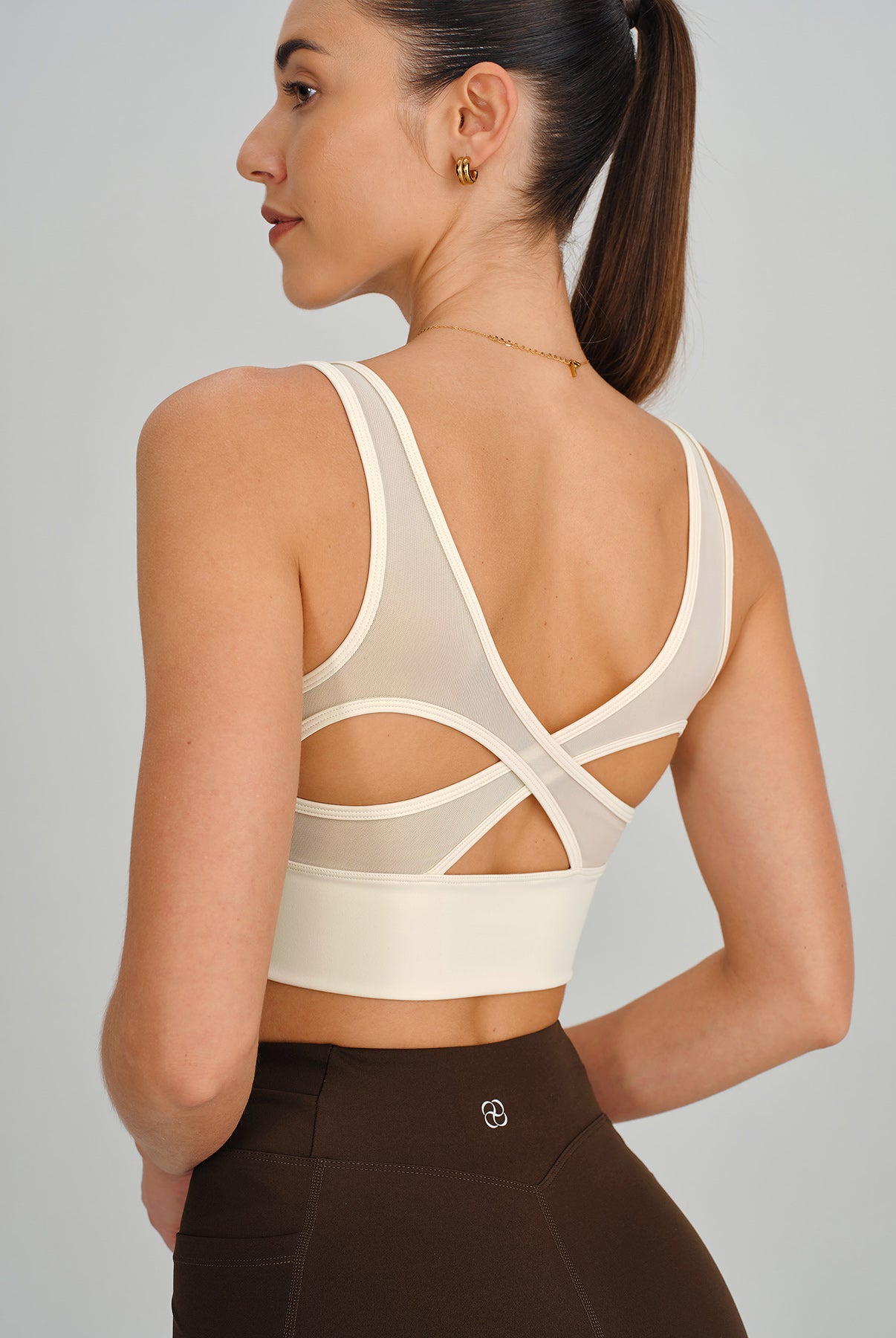 Women's Knitted Nylon Sports Bra Beige Sustainable Yoga Tops - BERLOOK