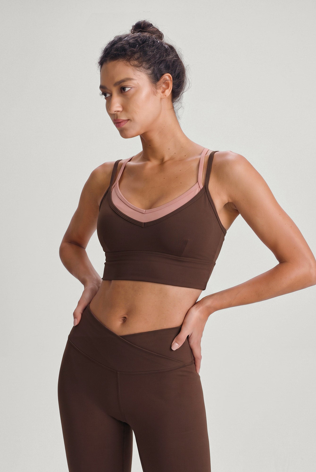 Women's Knitted Nylon Sports Bra Coffee Sustainable - BERLOOK