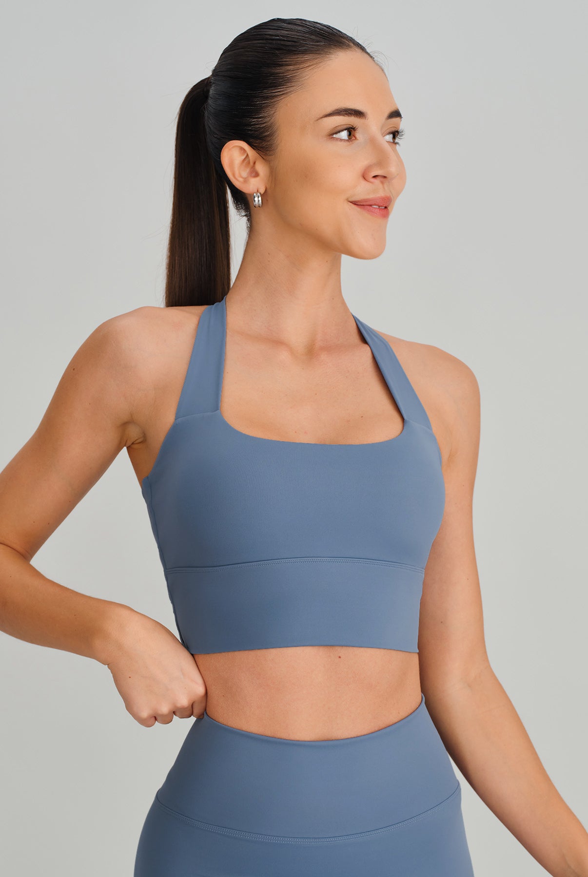 Women's Knitted Nylon Sports Bra Sustainable Yoga Tops - BERLOOK