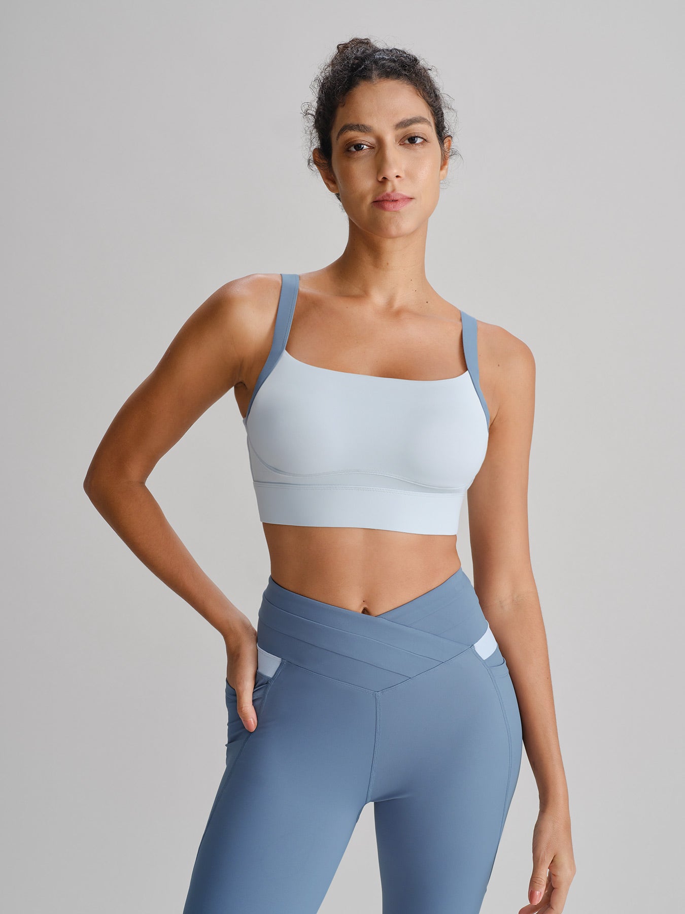 Women's Knitted Nylon Sports Bra Sustainable Yoga Tops - BERLOOK