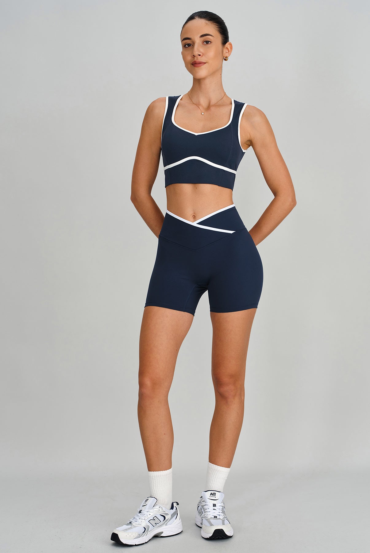 Women's Knitted Nylon Sports Bra Sustainable Yoga Tops - BERLOOK