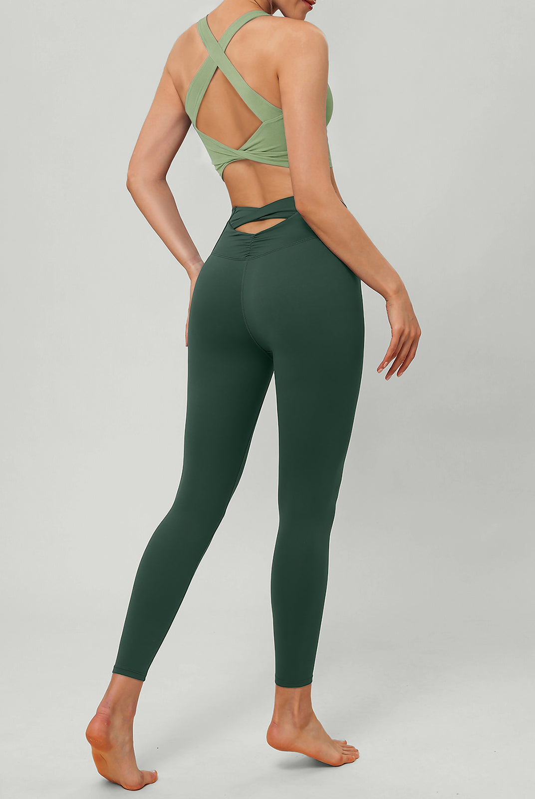 Women's Knitted Nylon Sports Bra Sustainable Yoga Tops - BERLOOK