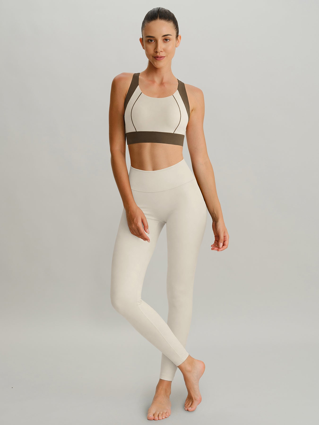 Women's Knitted Nylon Sports Bra Sustainable Yoga Tops - BERLOOK