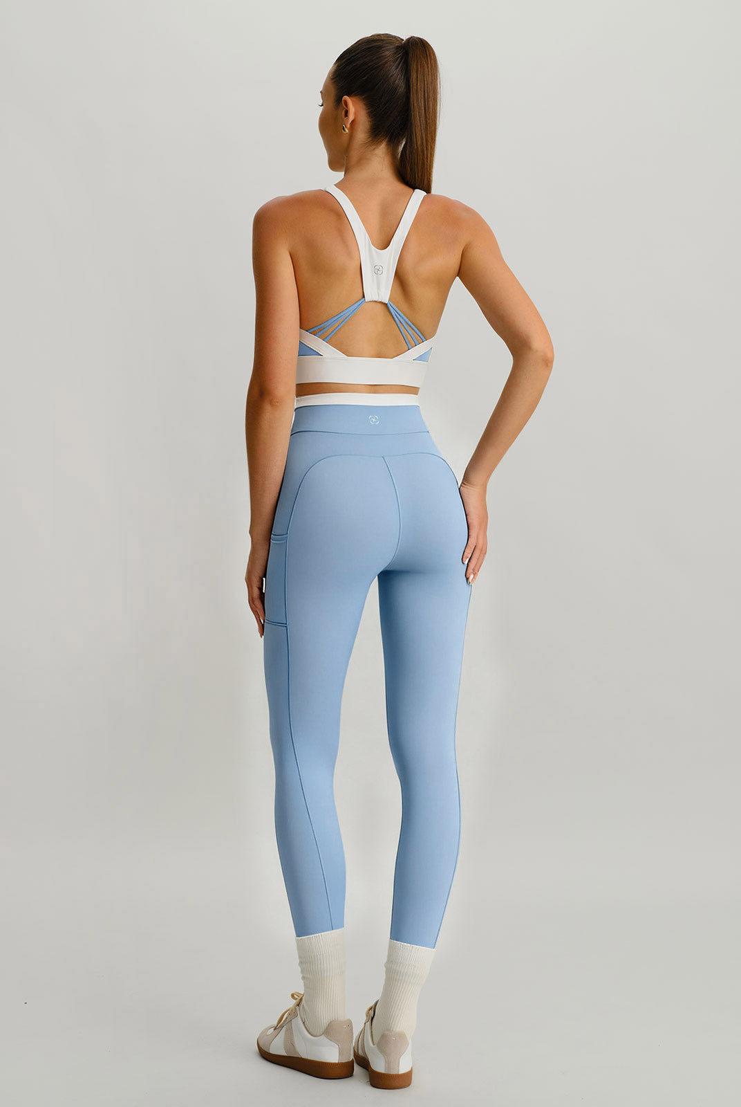Women's Knitted Nylon Sports Bra Sustainable Yoga Tops - BERLOOK
