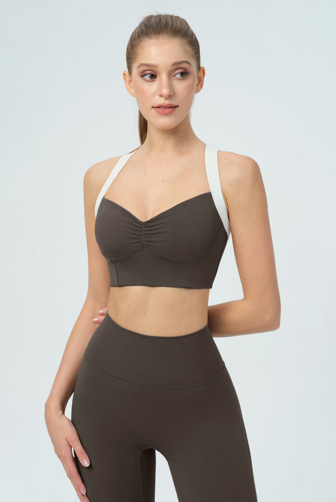 Women's Knitted Nylon Sports Bra Sustainable Yoga Tops - BERLOOK