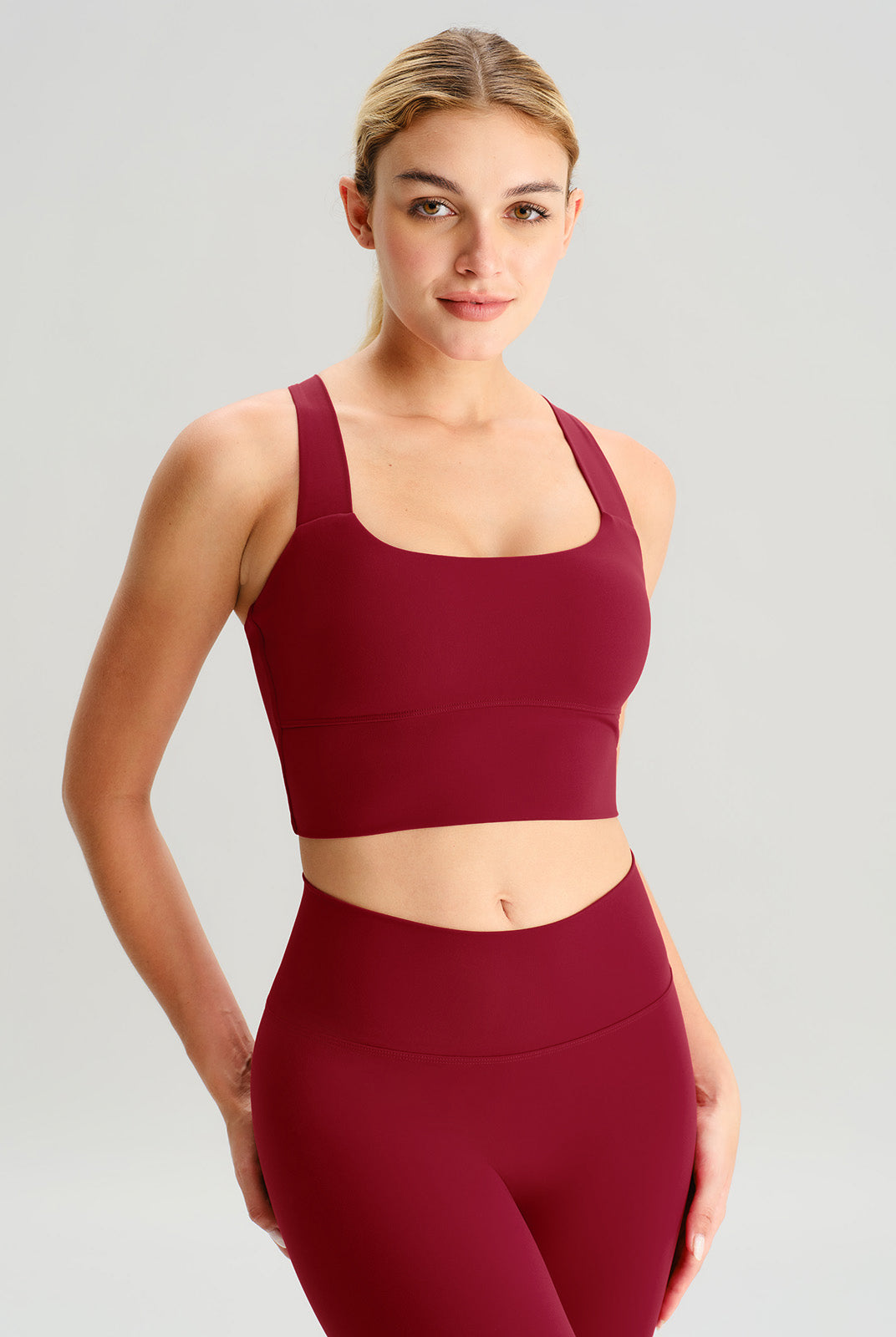 Women's Knitted Nylon Sports Bra Sustainable Yoga Tops - BERLOOK