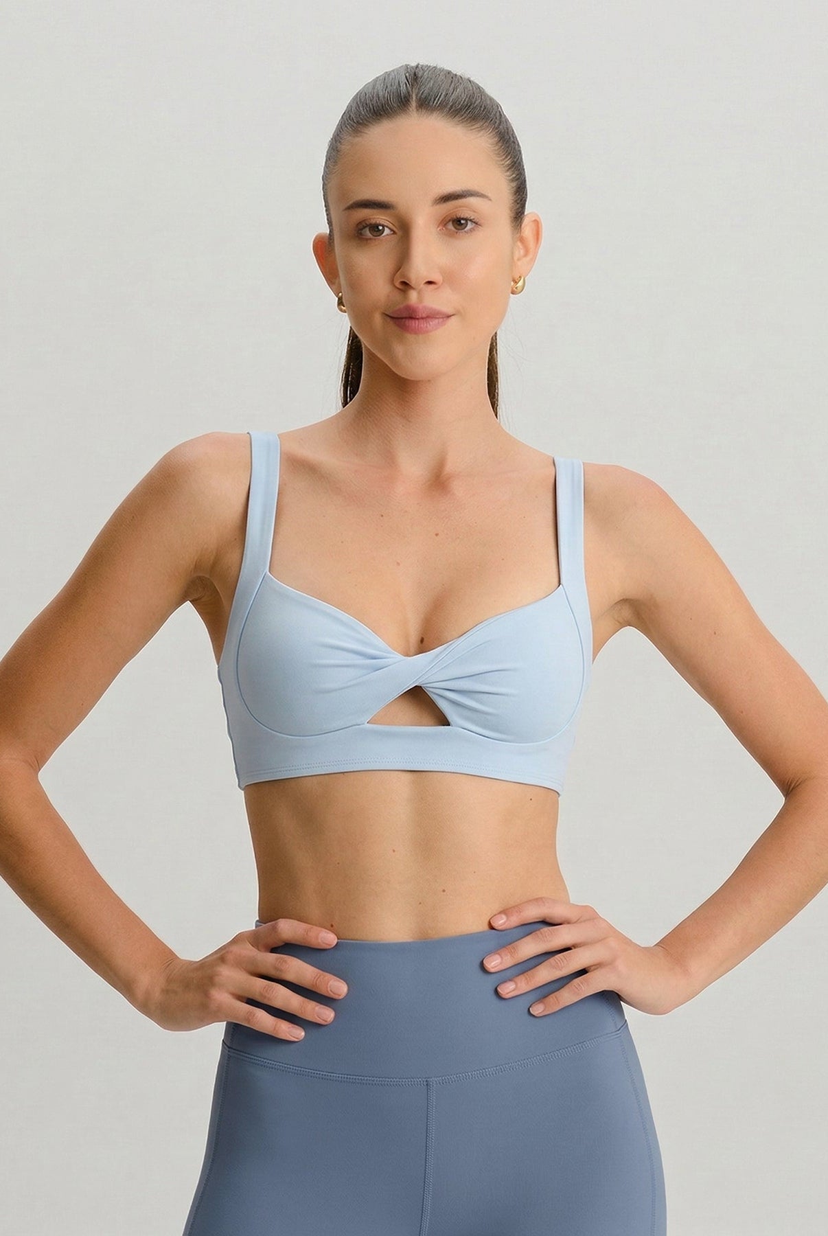 Women's Knitted Nylon Sports Bra Sustainable Yoga Tops - BERLOOK