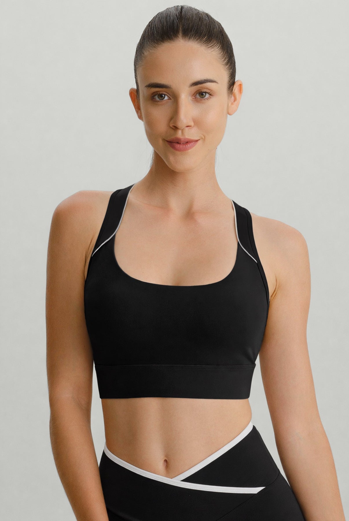 Women's Knitted Nylon Sports Bra Sustainable Yoga Tops - BERLOOK