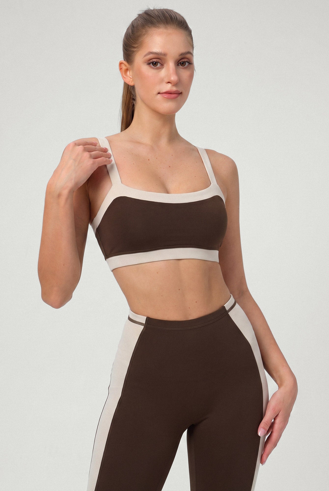 Women's Knitted Nylon Sports Bra Sustainable - BERLOOK