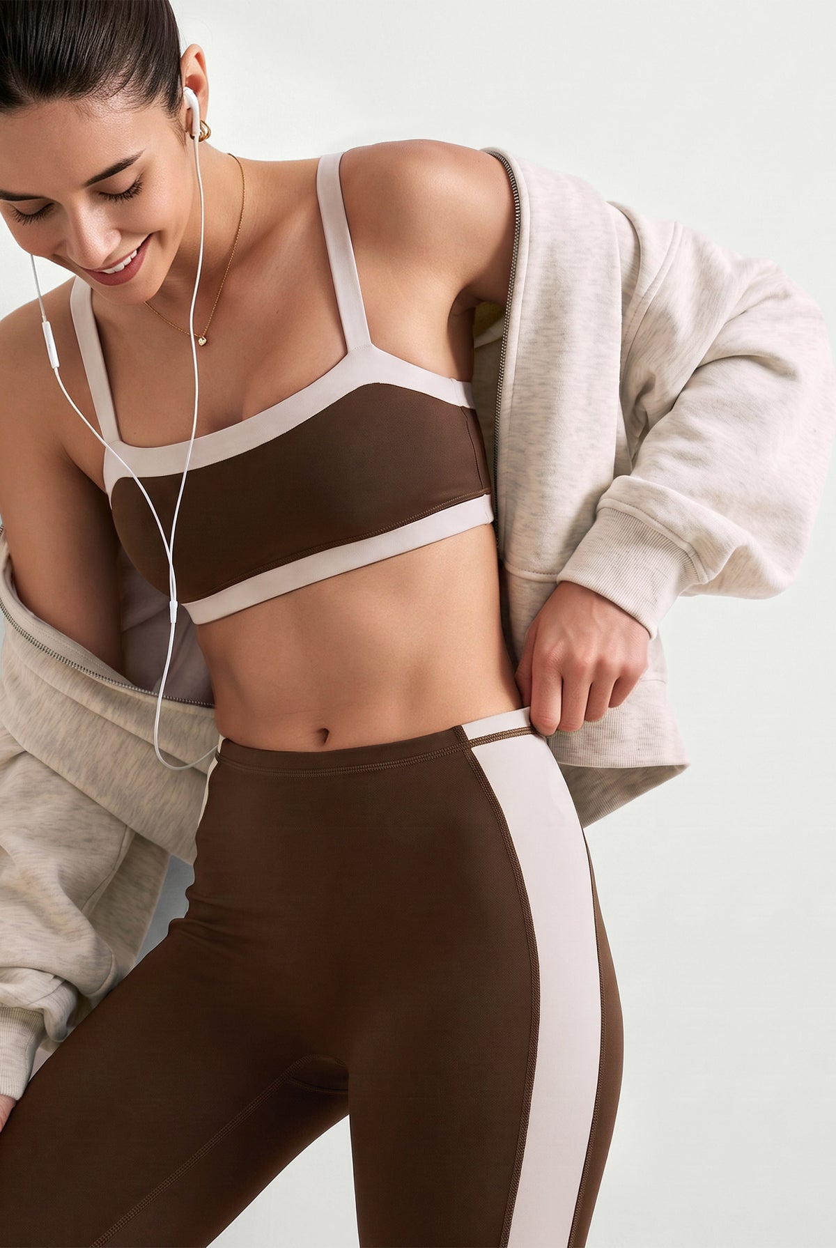 Women's Knitted Nylon Sports Bra Sustainable - BERLOOK