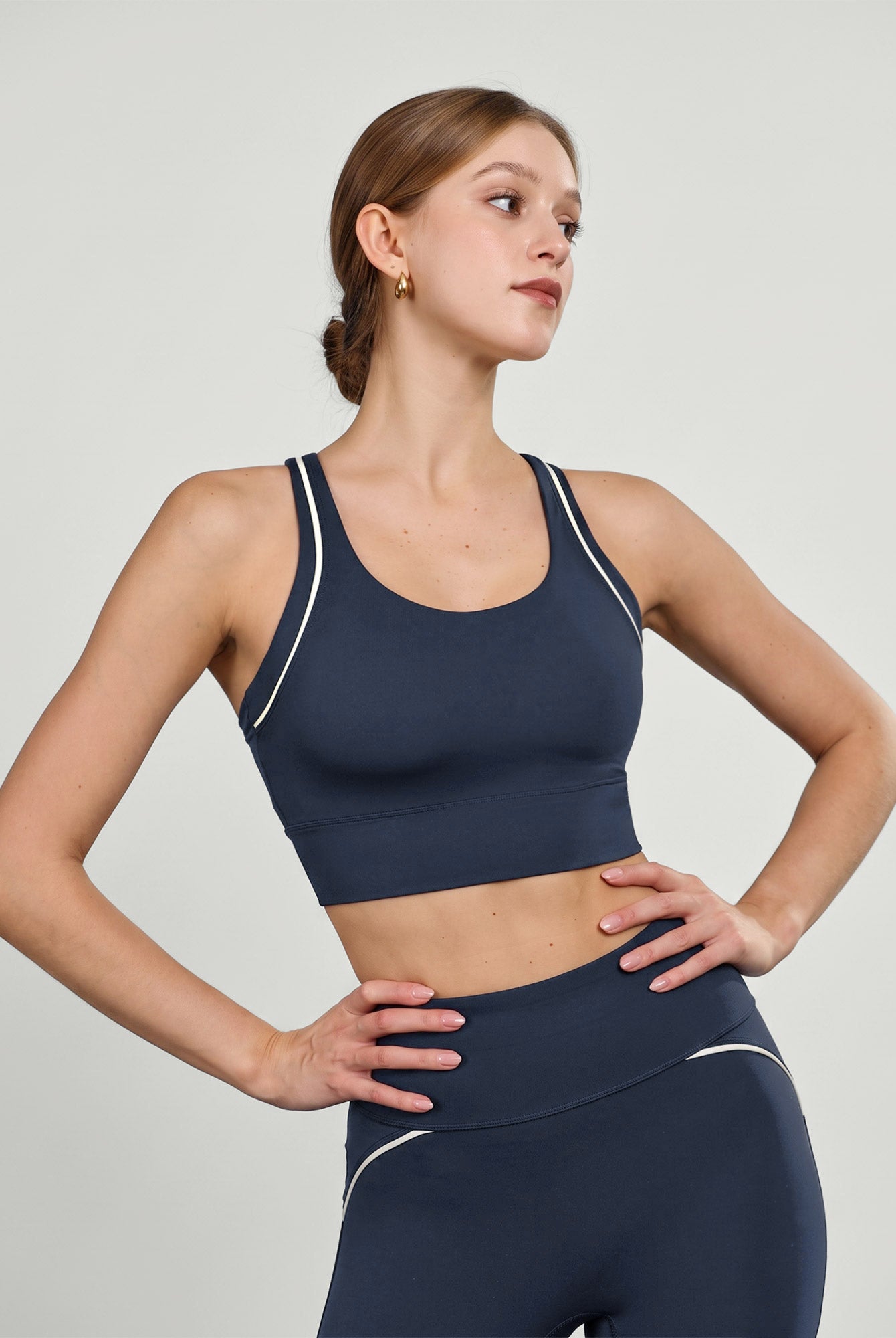 Women's Knitted Nylon Sports Bra Sustainable Yoga Tops - BERLOOK
