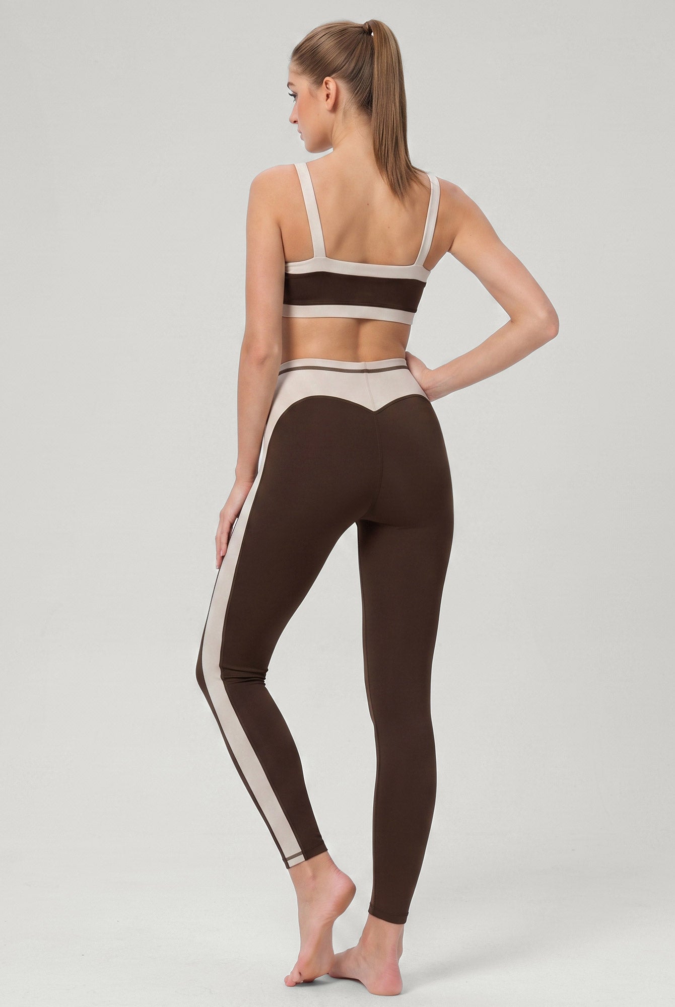 Women's Knitted Nylon Sports Bra Sustainable - BERLOOK