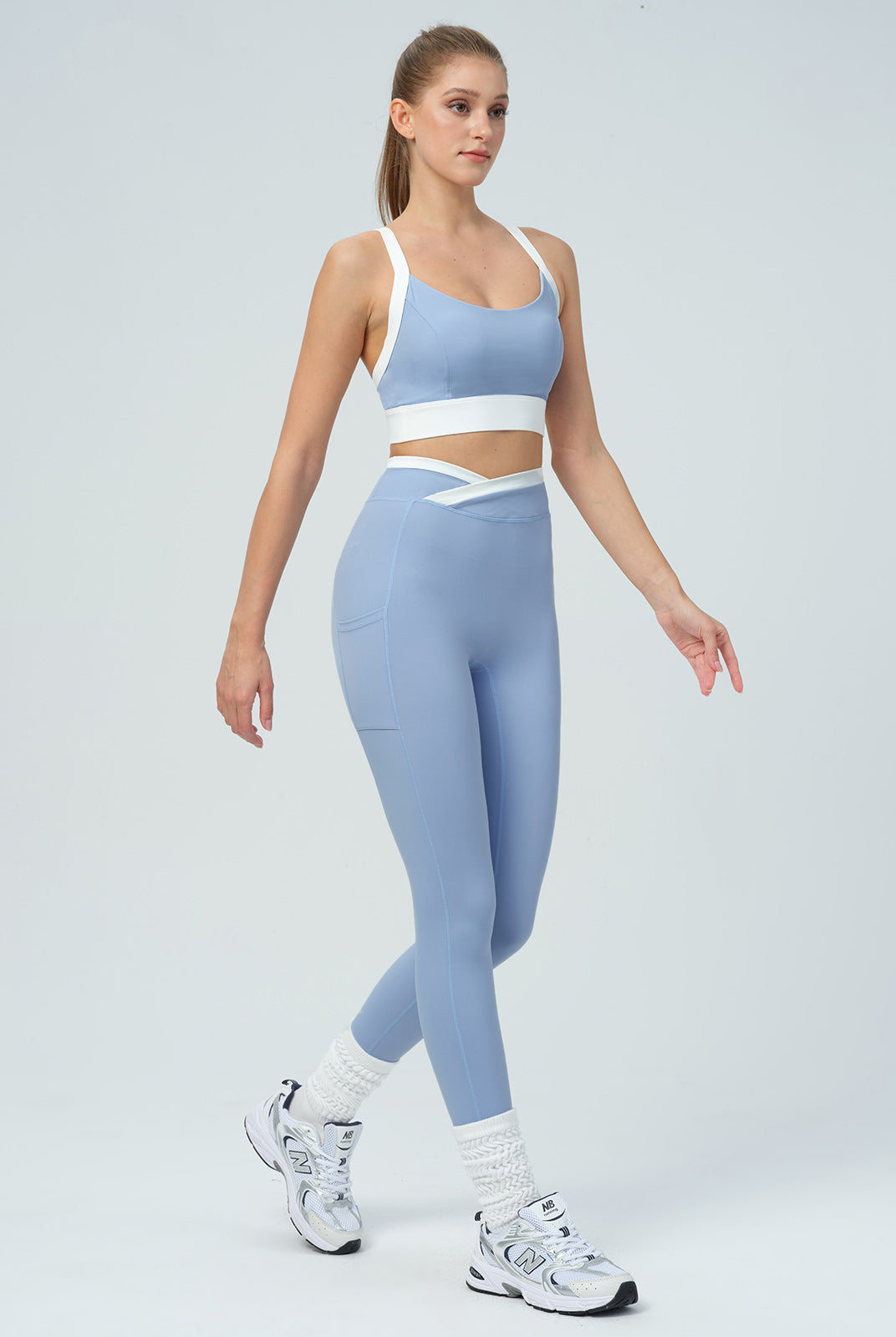 Women's Knitted Nylon Sports Bra Sustainable Yoga Tops - BERLOOK