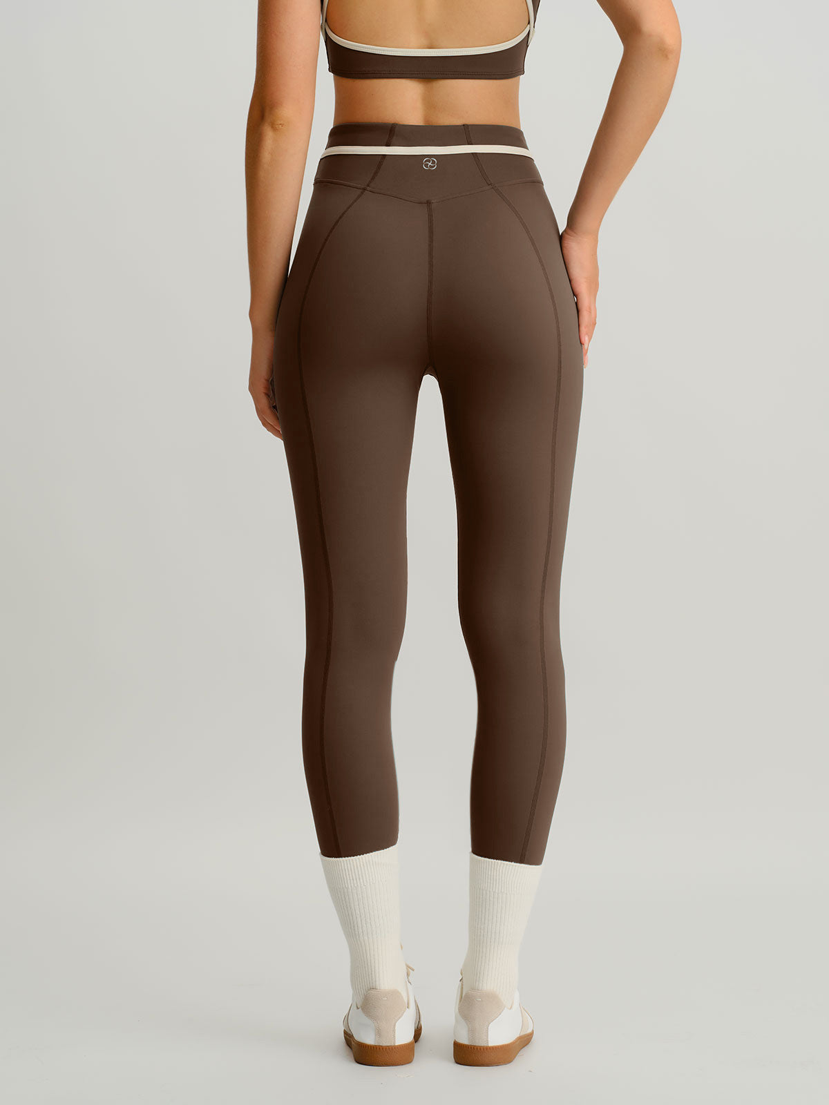 Women's Knitted Nylon Sports Leggings Sustainable Yoga Bottoms - BERLOOK
