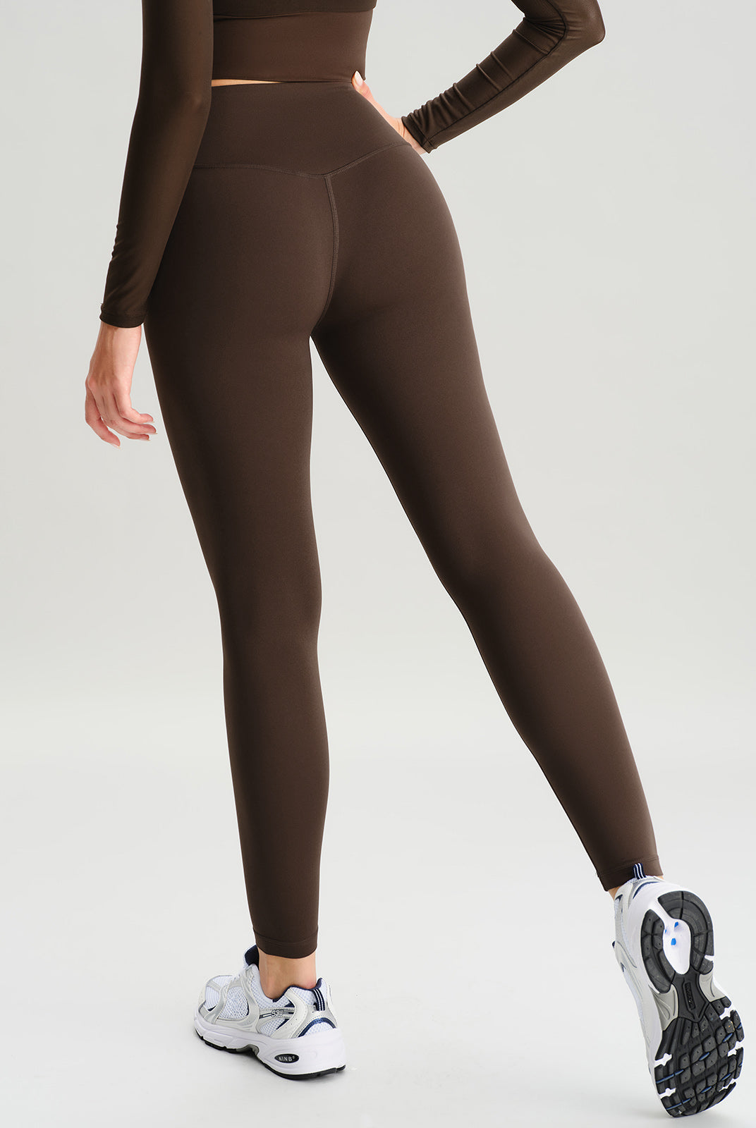 Women's Knitted Nylon Sports Leggings Sustainable Yoga Bottoms - BERLOOK