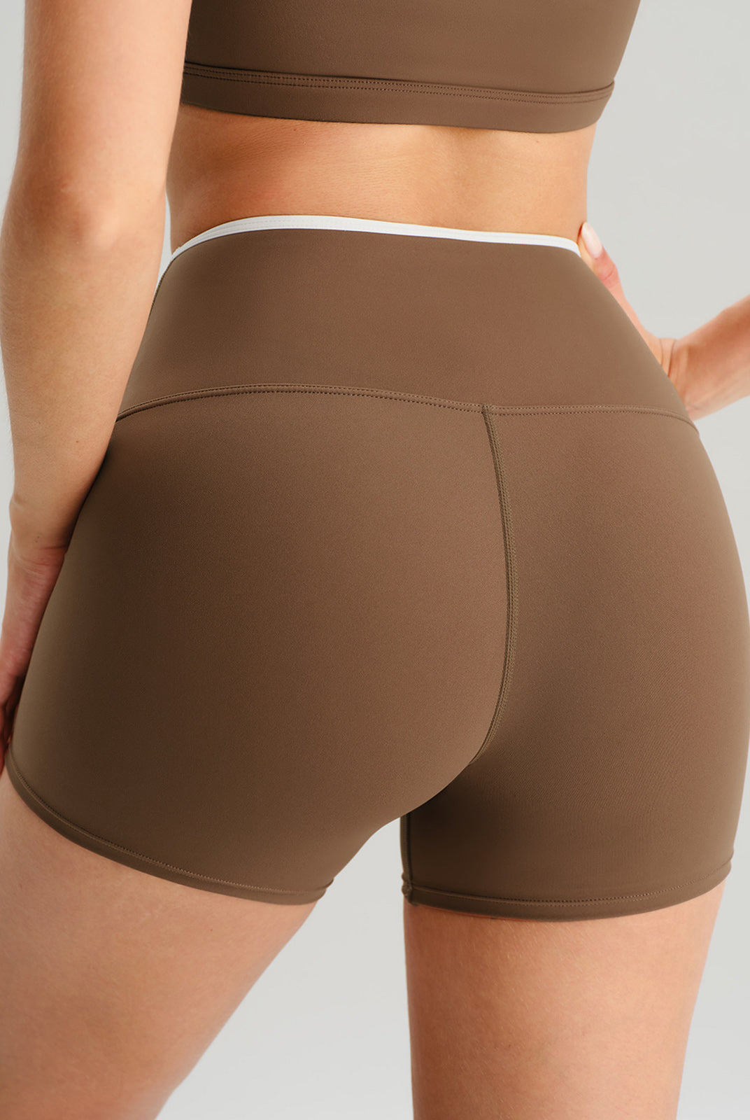 Women's Knitted Nylon Sports Shorts Sustainable Yoga Bottoms - BERLOOK