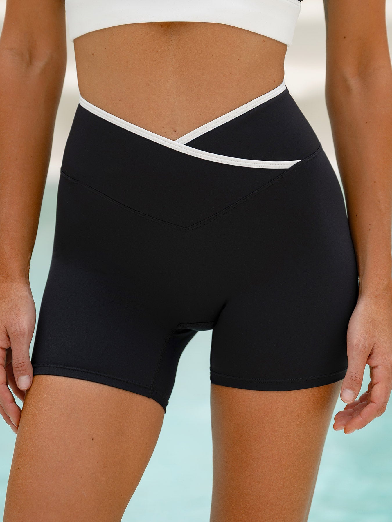 Women's Knitted Nylon Sports Shorts Sustainable Yoga Bottoms - BERLOOK