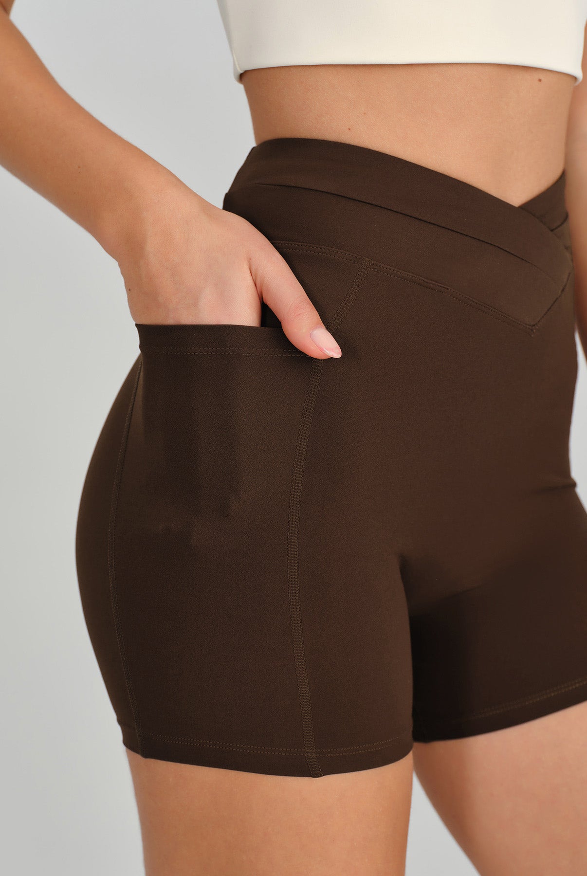 Women's Knitted Nylon Sports Shorts Sustainable Yoga Bottoms - BERLOOK