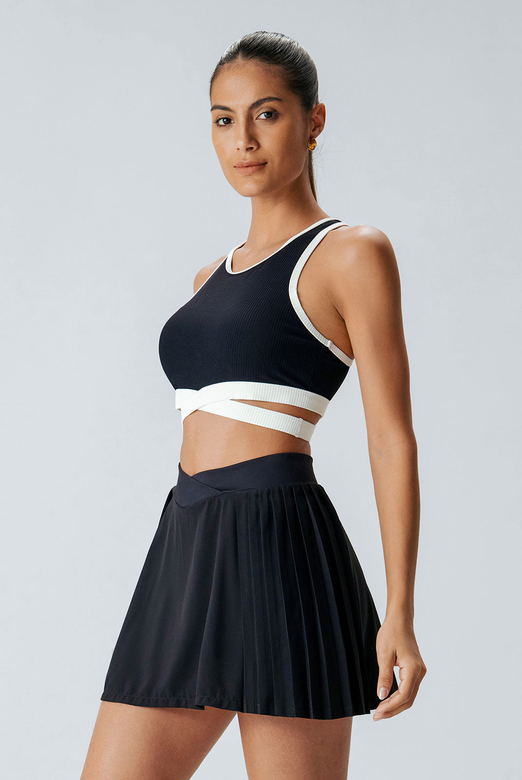 Women's Knitted Nylon Sports Tank Tops Sustainable Yoga Tops - BERLOOK