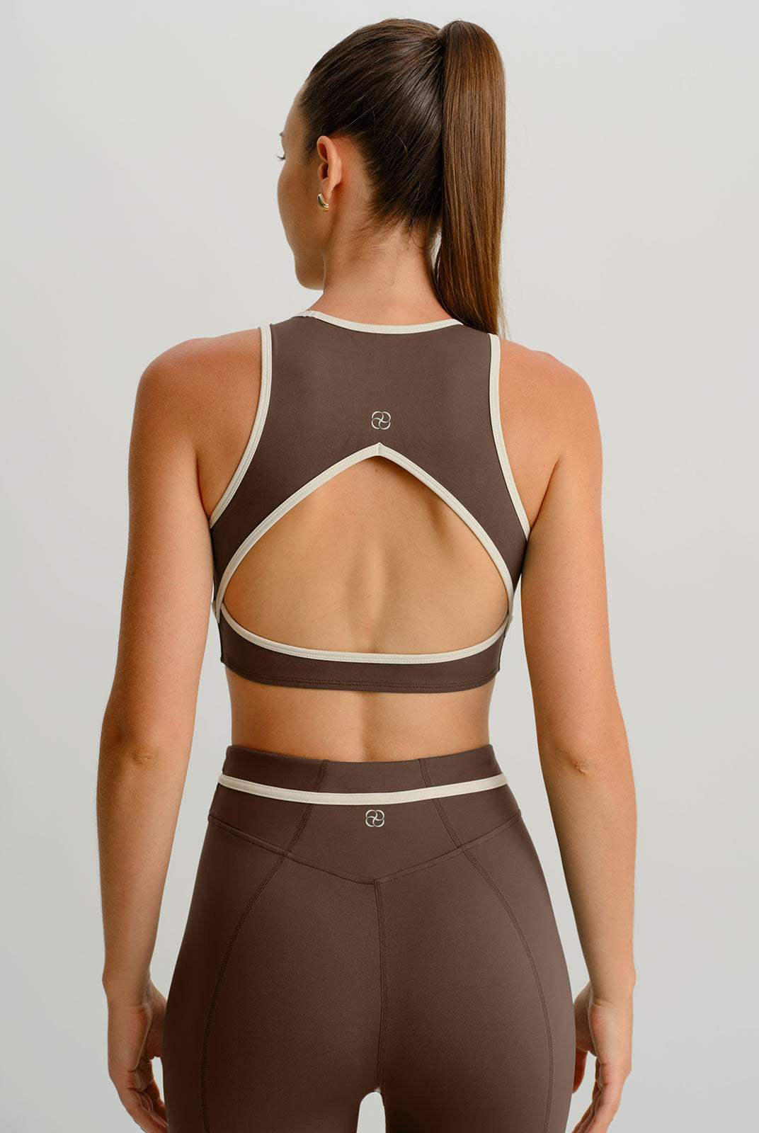 Women's Knitted Nylon Sports Tank Tops Sustainable Yoga Tops - BERLOOK
