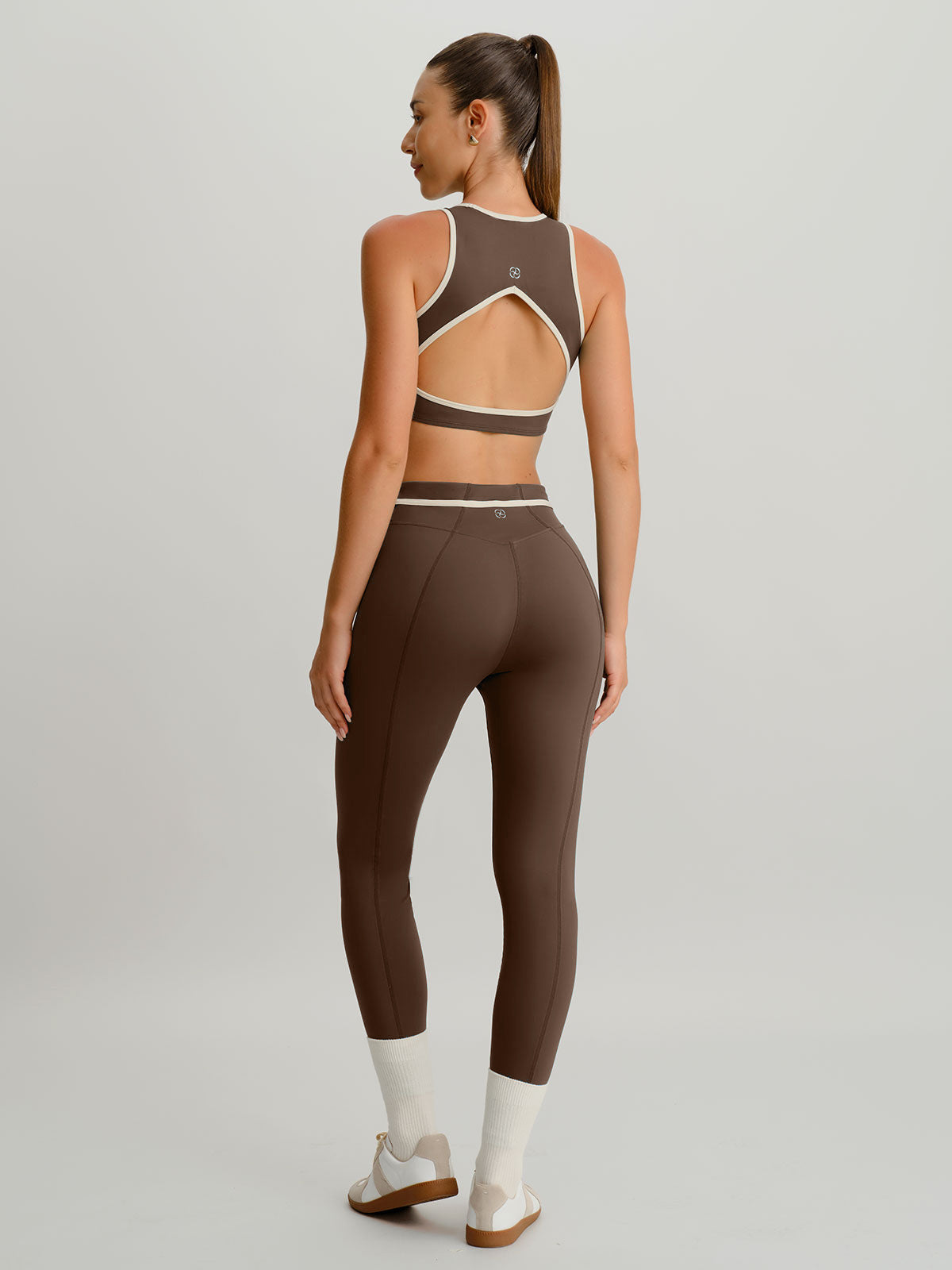 Women's Knitted Nylon Sports Tank Tops Sustainable Yoga Tops - BERLOOK