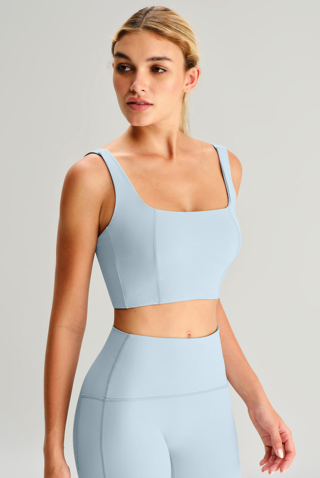 Women's Knitted Nylon Sports Tank Tops Sustainable Yoga Tops - BERLOOK