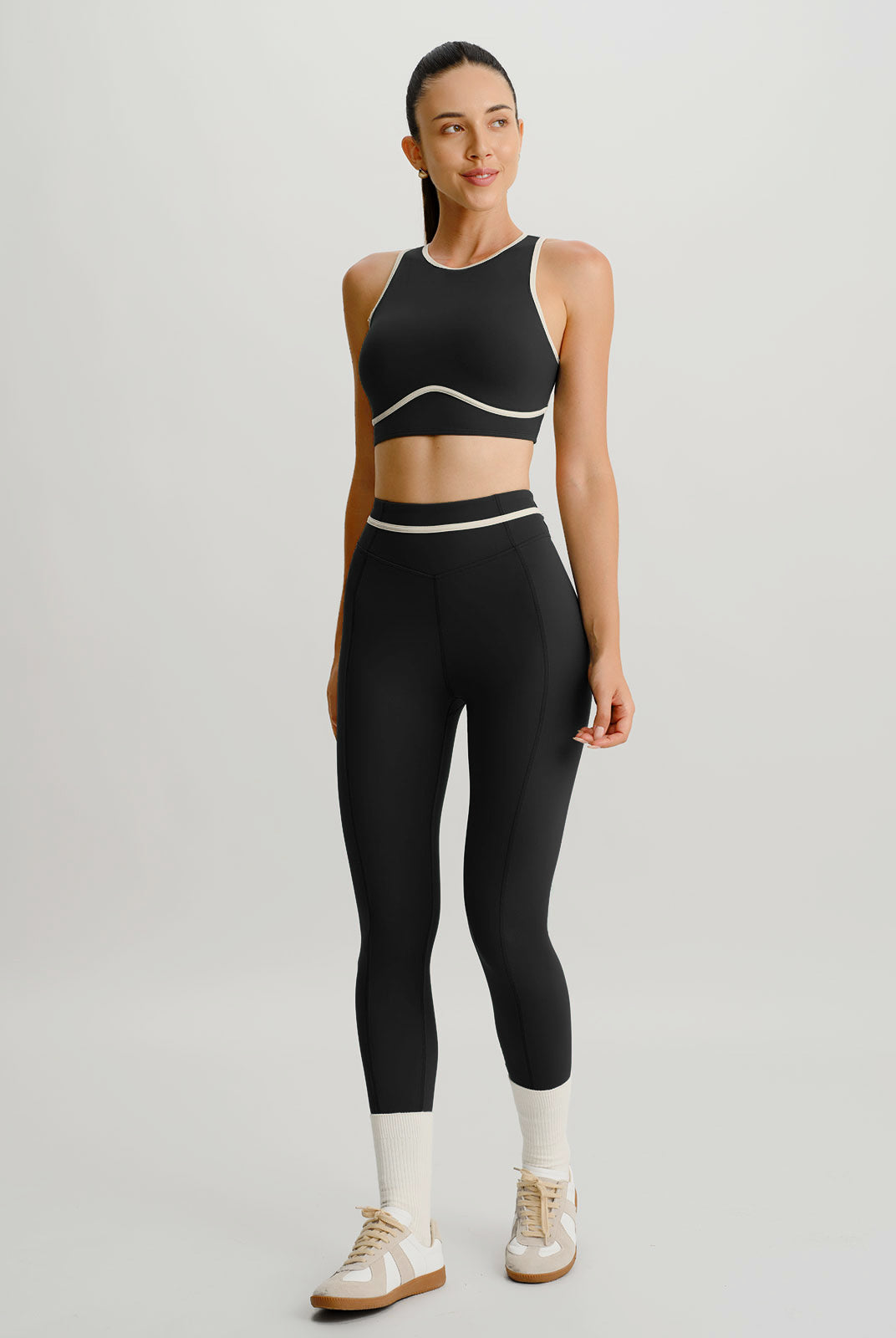 Women's Knitted Nylon Sports Tank Tops Sustainable Yoga Tops - BERLOOK