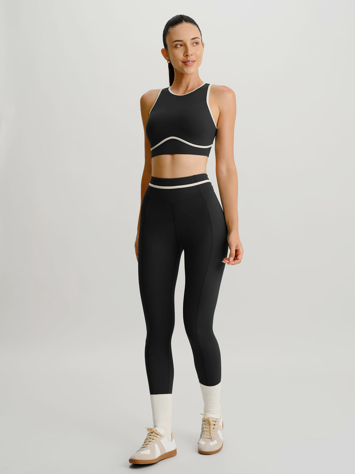 Women's Knitted Nylon Sports Tank Tops Sustainable Yoga Tops - BERLOOK