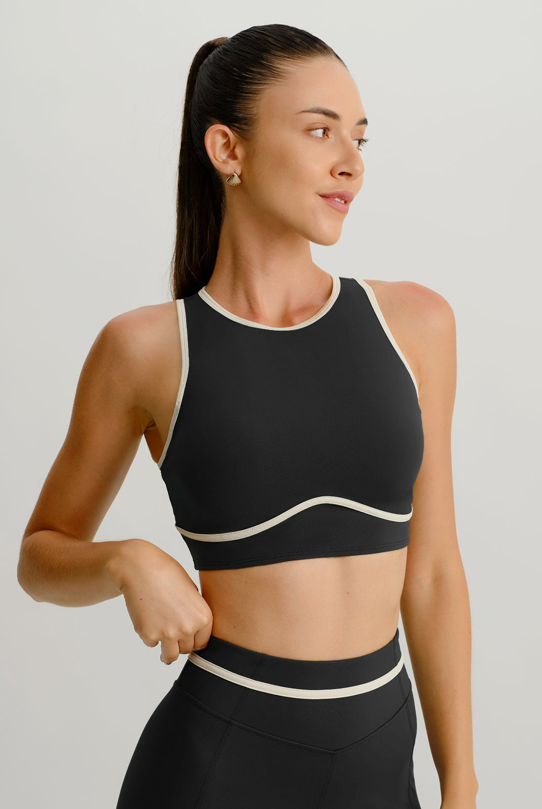 Women's Knitted Nylon Sports Tank Tops Sustainable Yoga Tops - BERLOOK