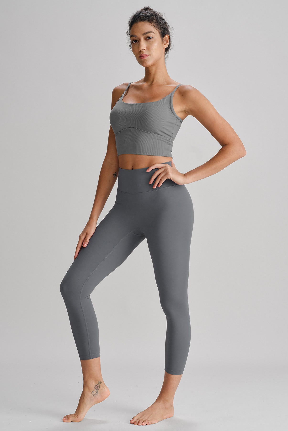 Women's Knitted Nylon Yoga Camis Sustainable Yoga Tops - BERLOOK