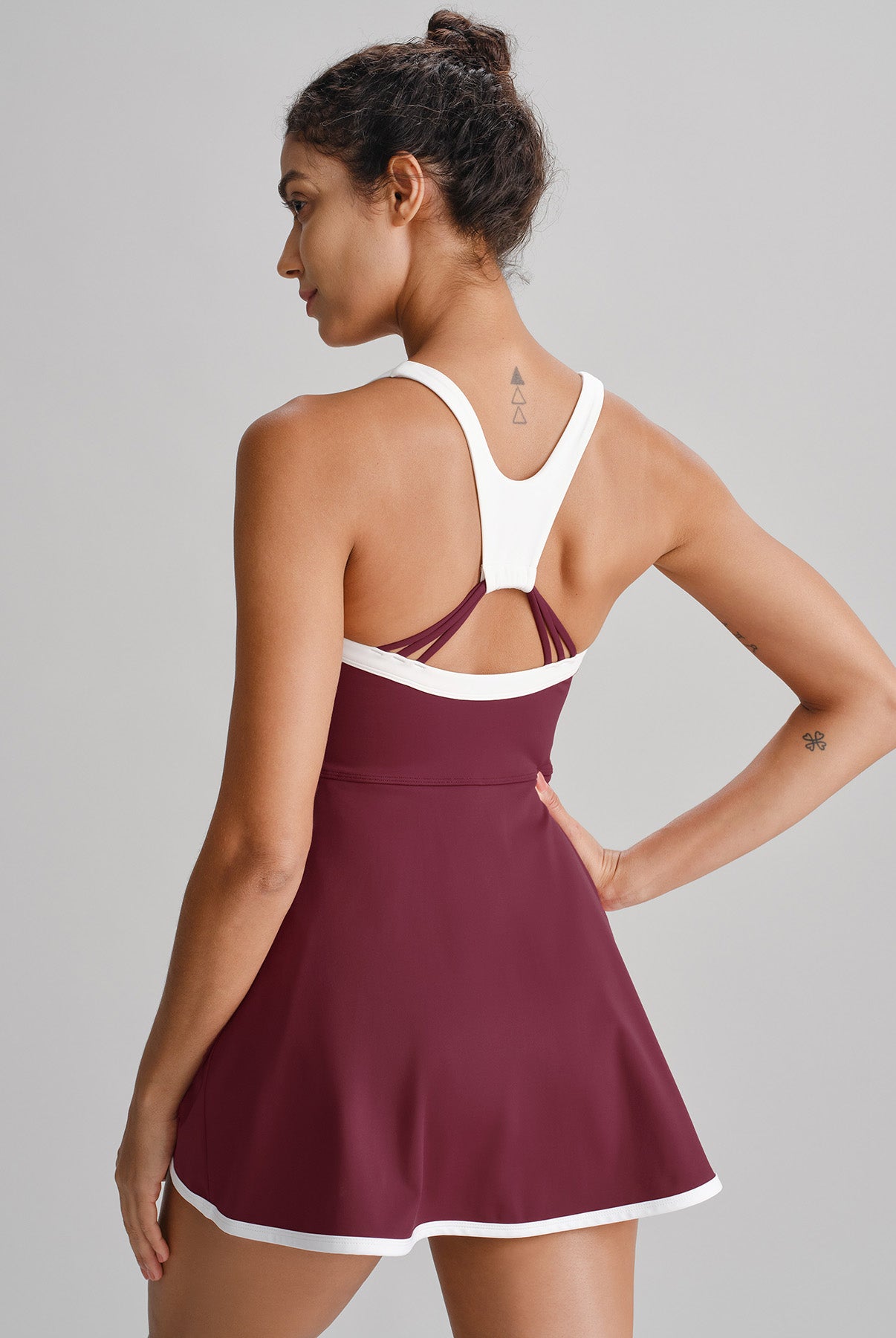Women's Knitted Nylon Yoga Dresses Sustainable Yoga Dresses&Yoga Jumpsuit - BERLOOK