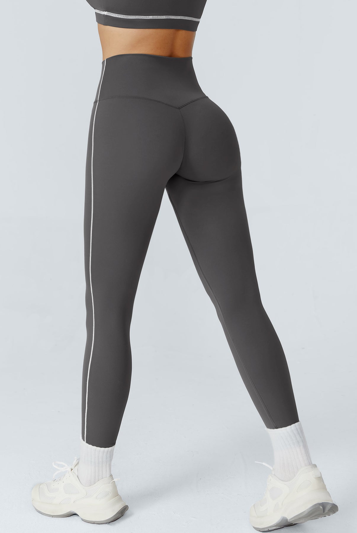 Women's Knitted Nylon Yoga Leggings Grey Sustainable Yoga Bottoms - BERLOOK