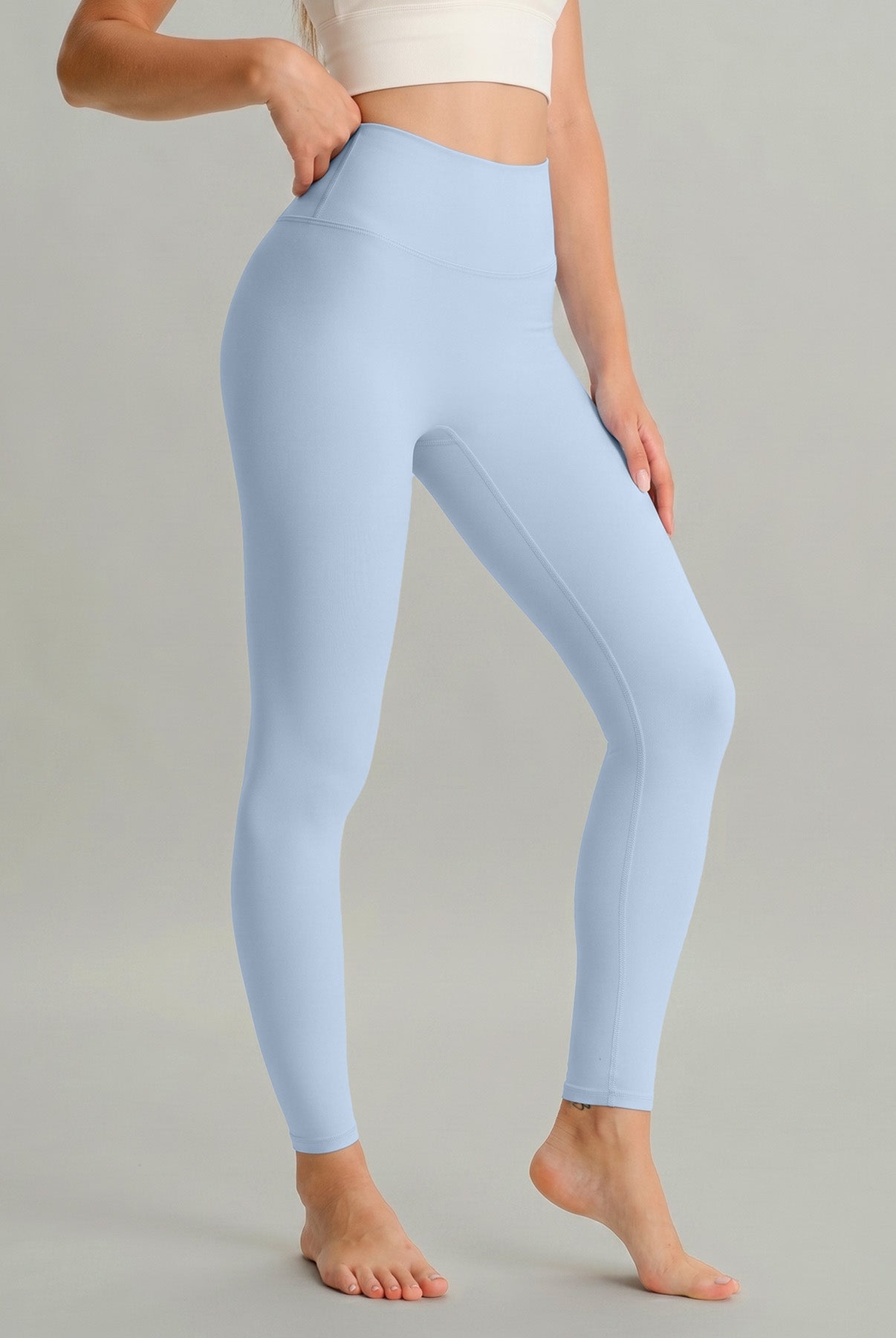 Women's Knitted Nylon Yoga Leggings Light Blue Sustainable Yoga Bottoms - BERLOOK