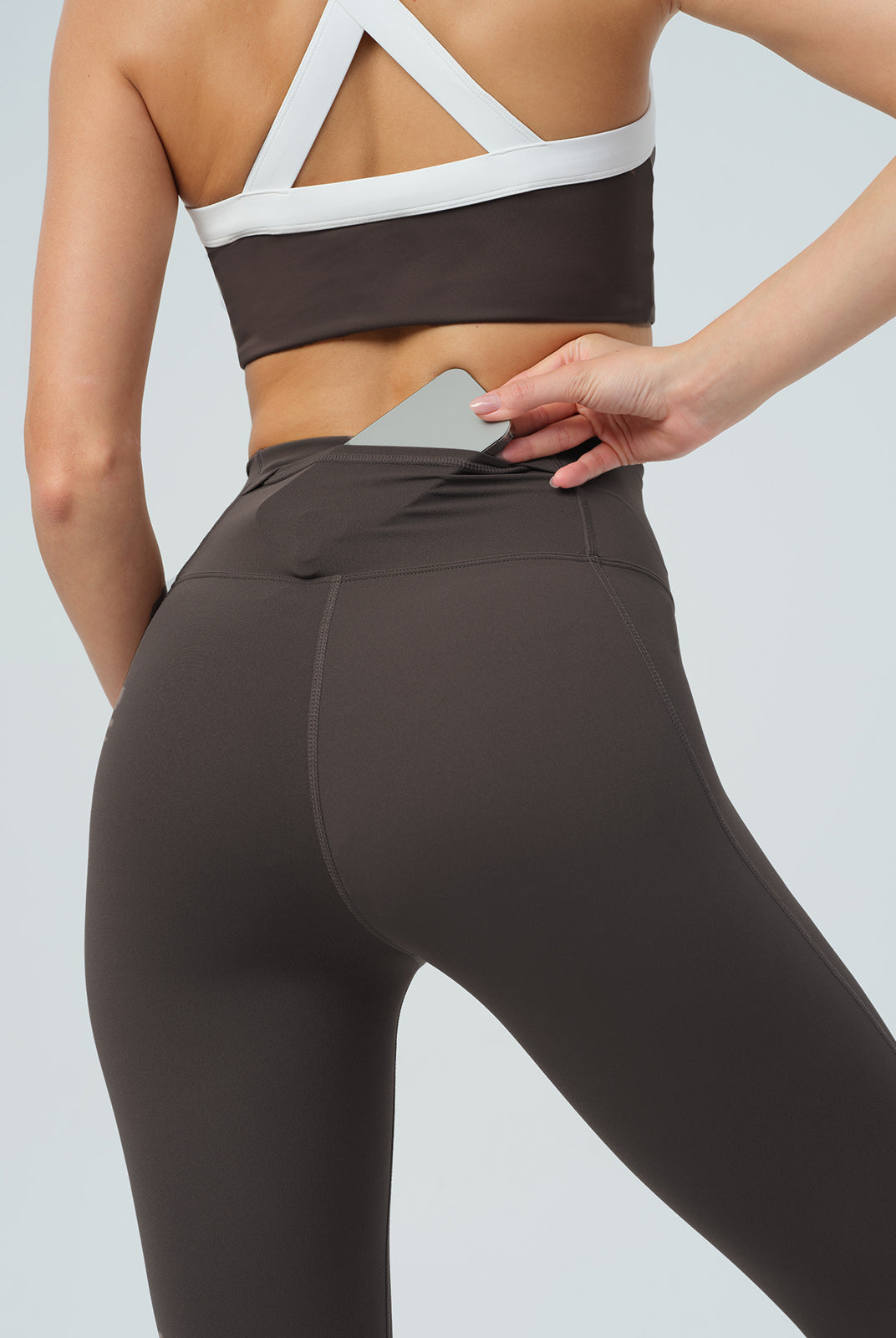 Women's Knitted Nylon Yoga Leggings Sustainable Yoga Bottoms - BERLOOK