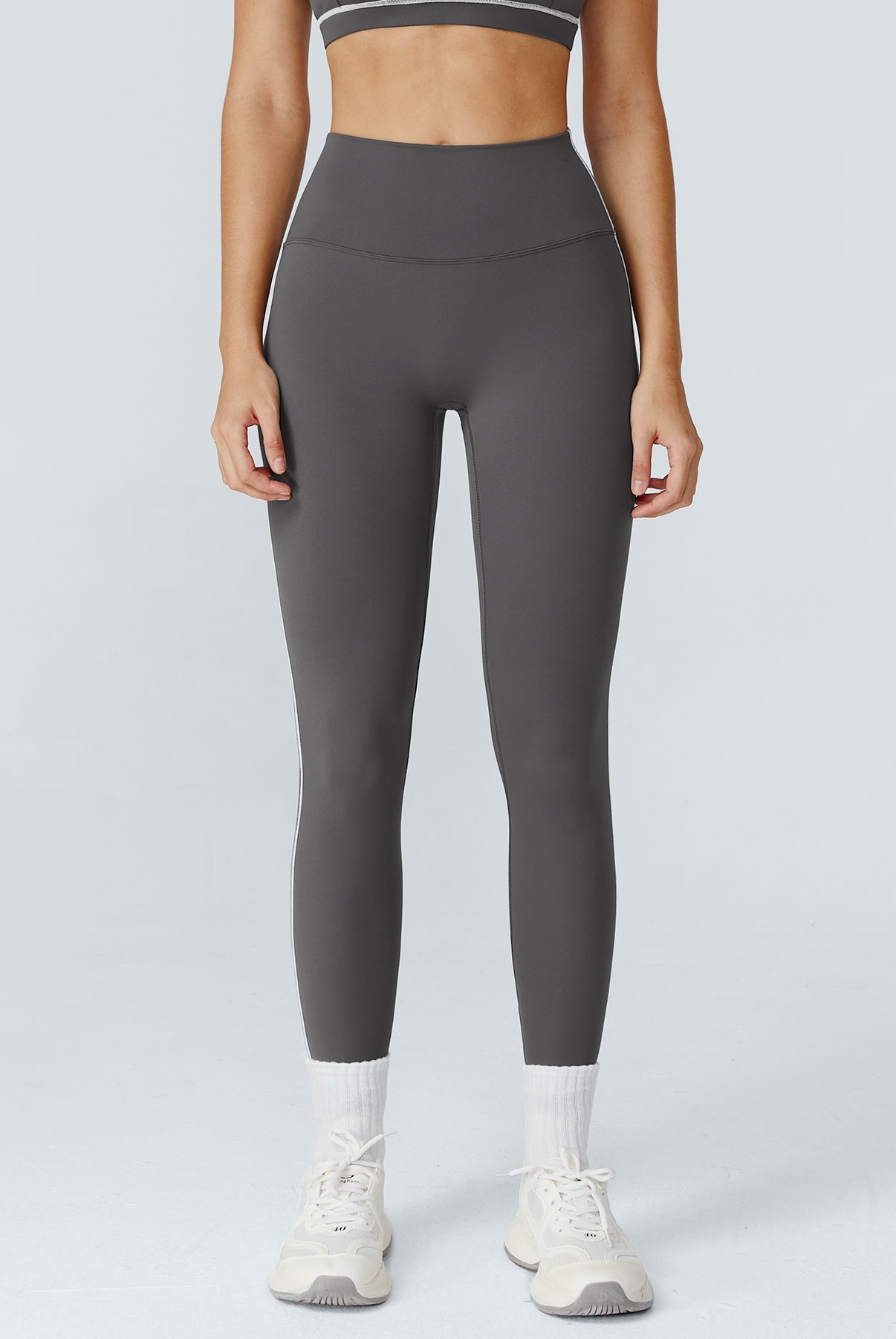 Women's Knitted Nylon Yoga Leggings Sustainable Yoga Bottoms - BERLOOK