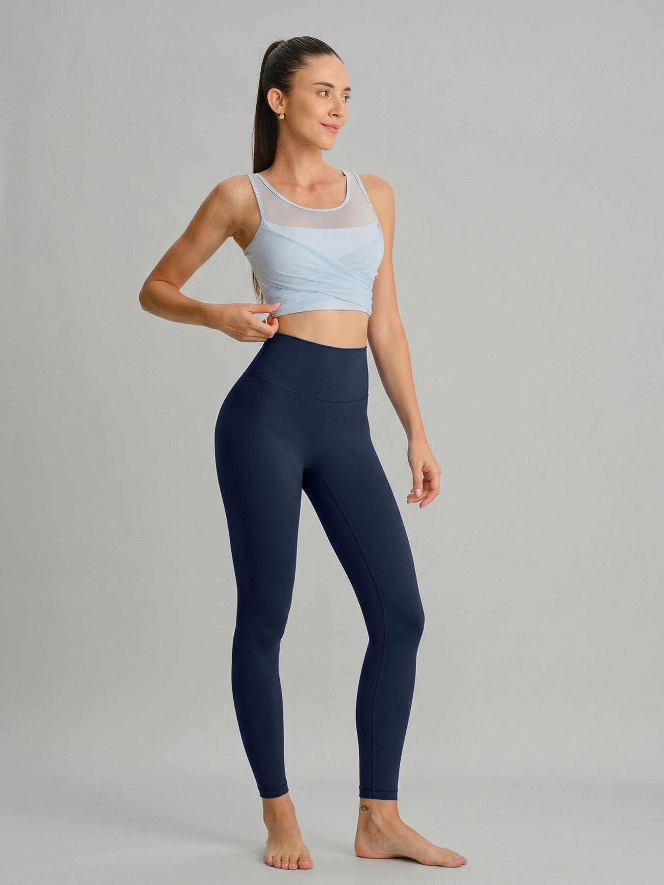 Women's Knitted Nylon Yoga Leggings Sustainable Yoga Bottoms - BERLOOK