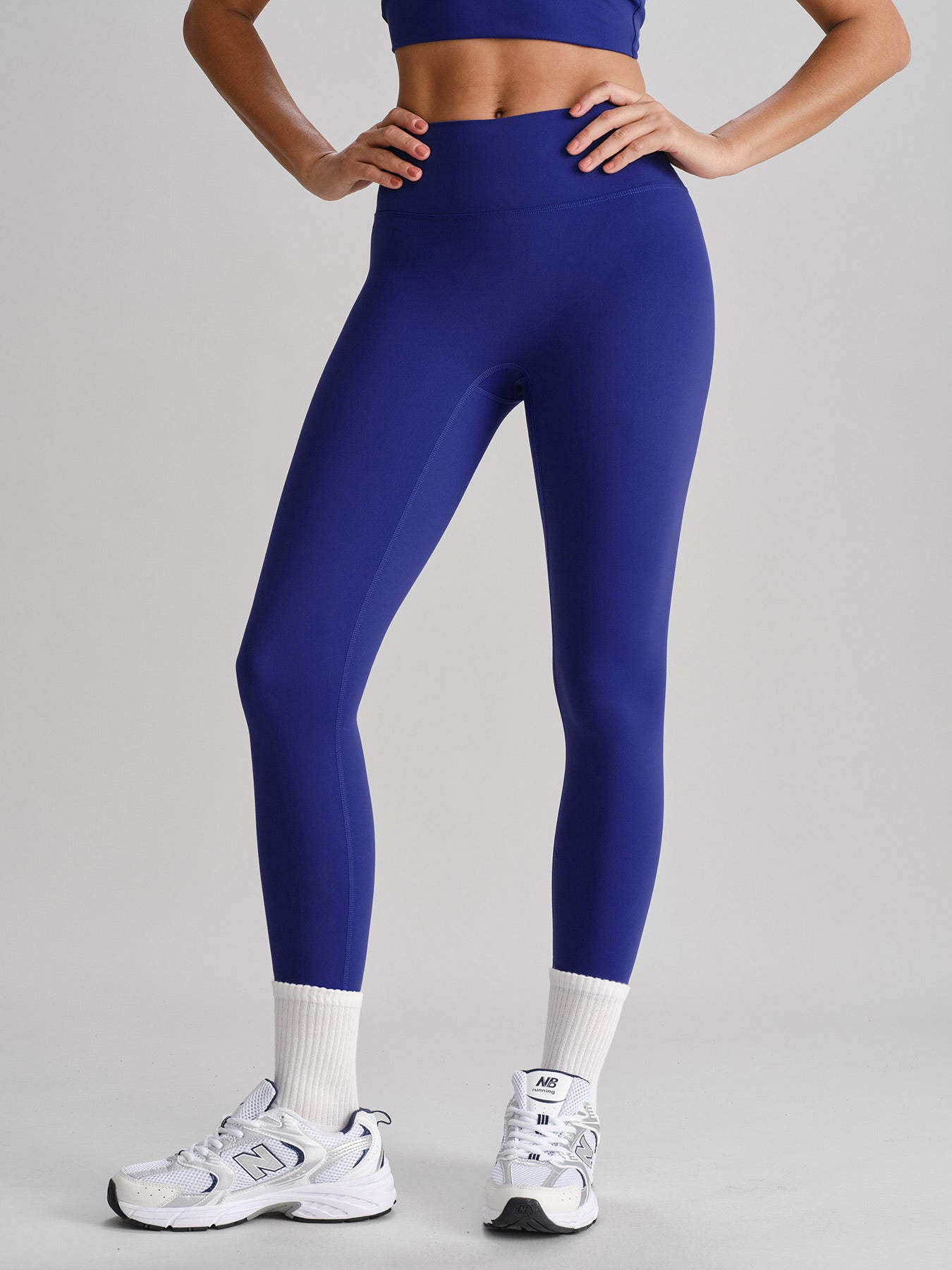 Women's Knitted Nylon Yoga Leggings Sustainable Yoga Bottoms - BERLOOK