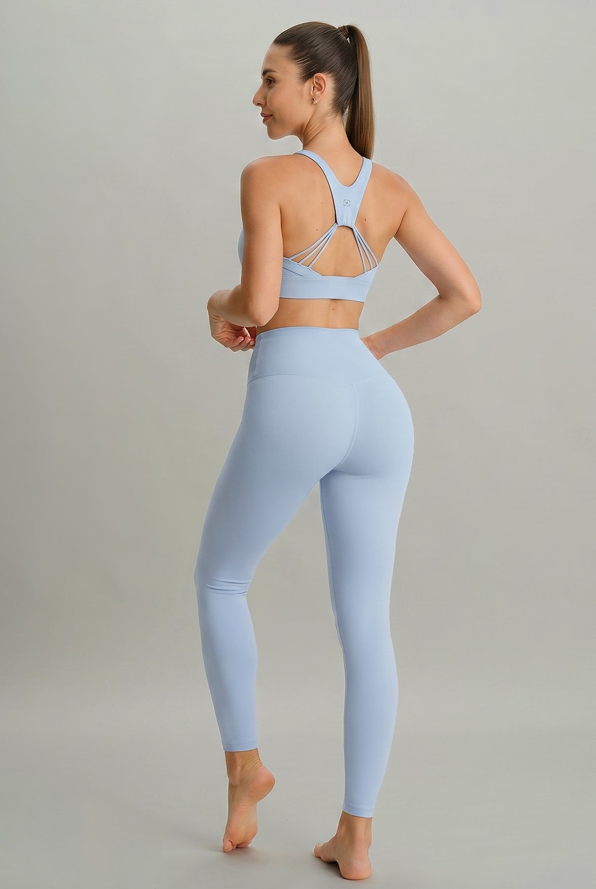 Women's Knitted Nylon Yoga Leggings Sustainable Yoga Bottoms - BERLOOK