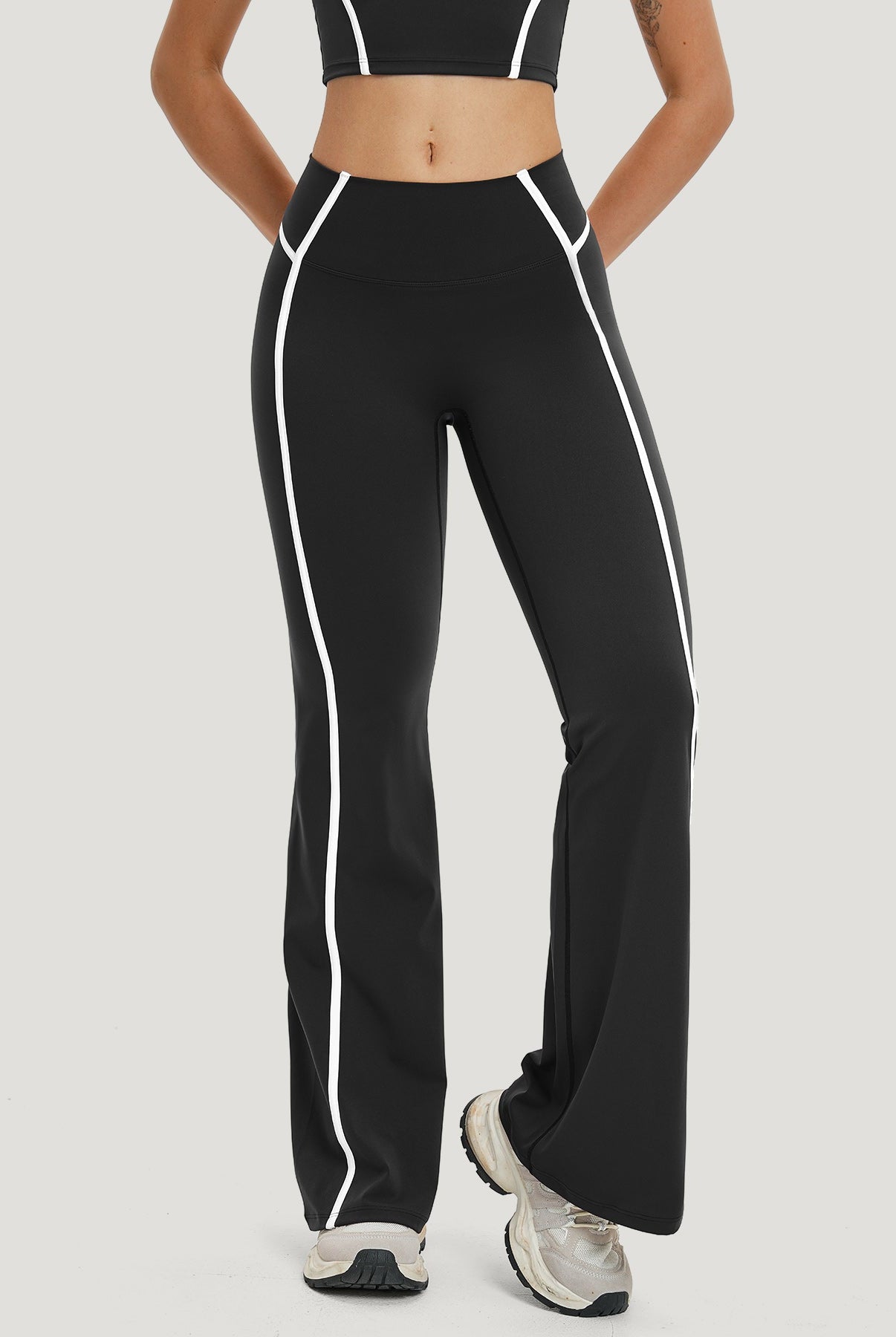 Women's Knitted Nylon Yoga Leggings Sustainable Yoga Bottoms - BERLOOK