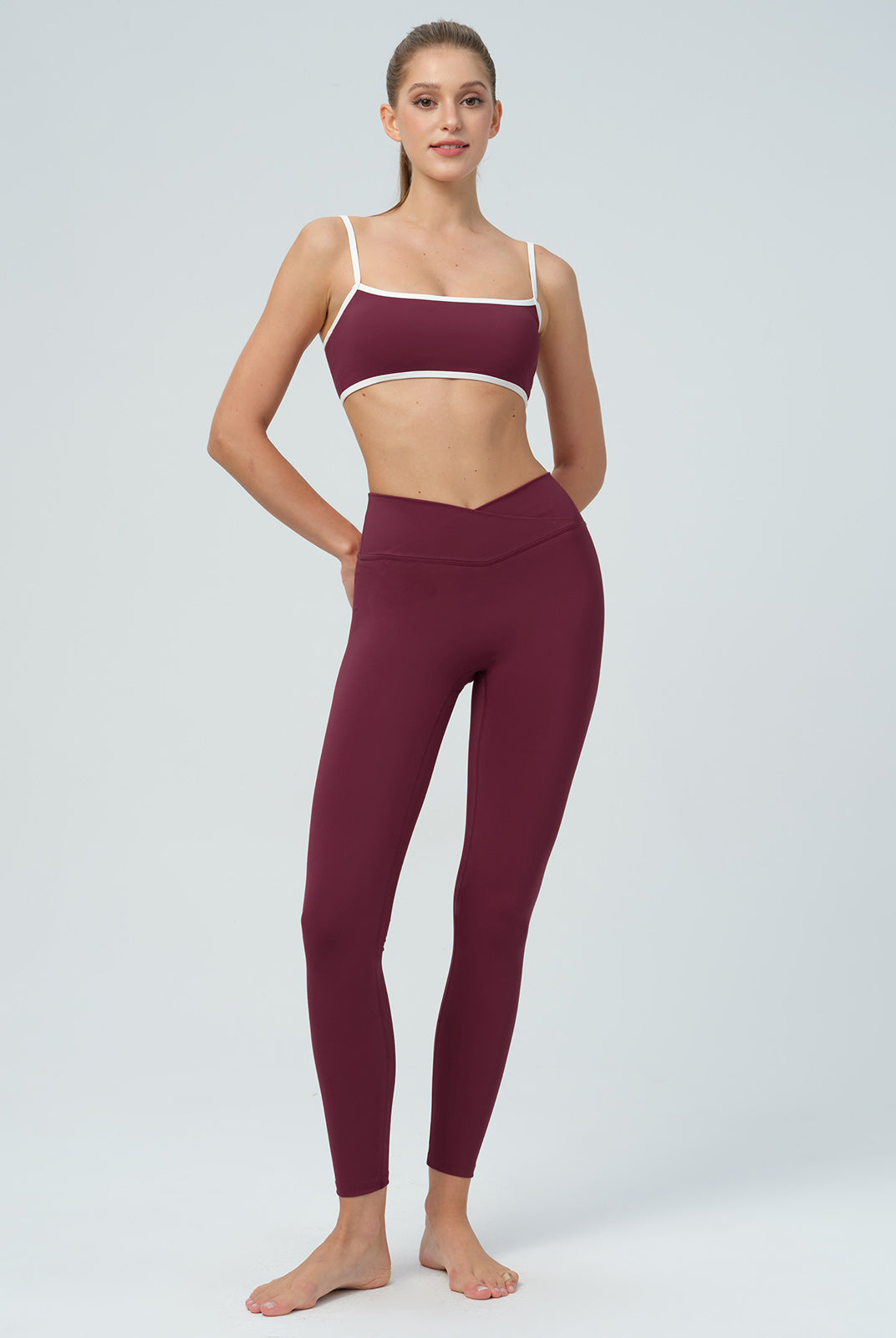 Women's Knitted Nylon Yoga Leggings Sustainable Yoga Bottoms - BERLOOK