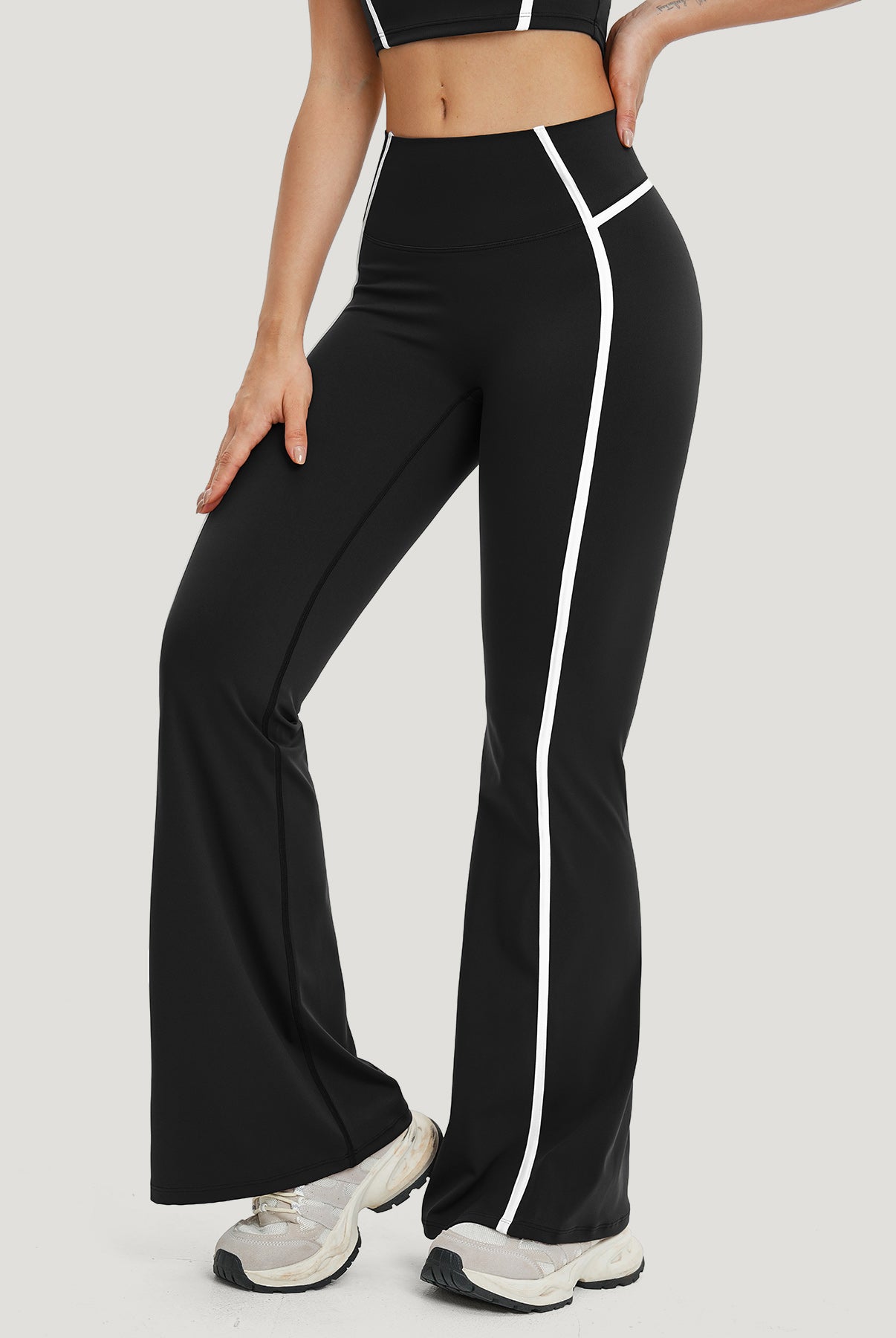 Women's Knitted Nylon Yoga Leggings Sustainable Yoga Bottoms - BERLOOK