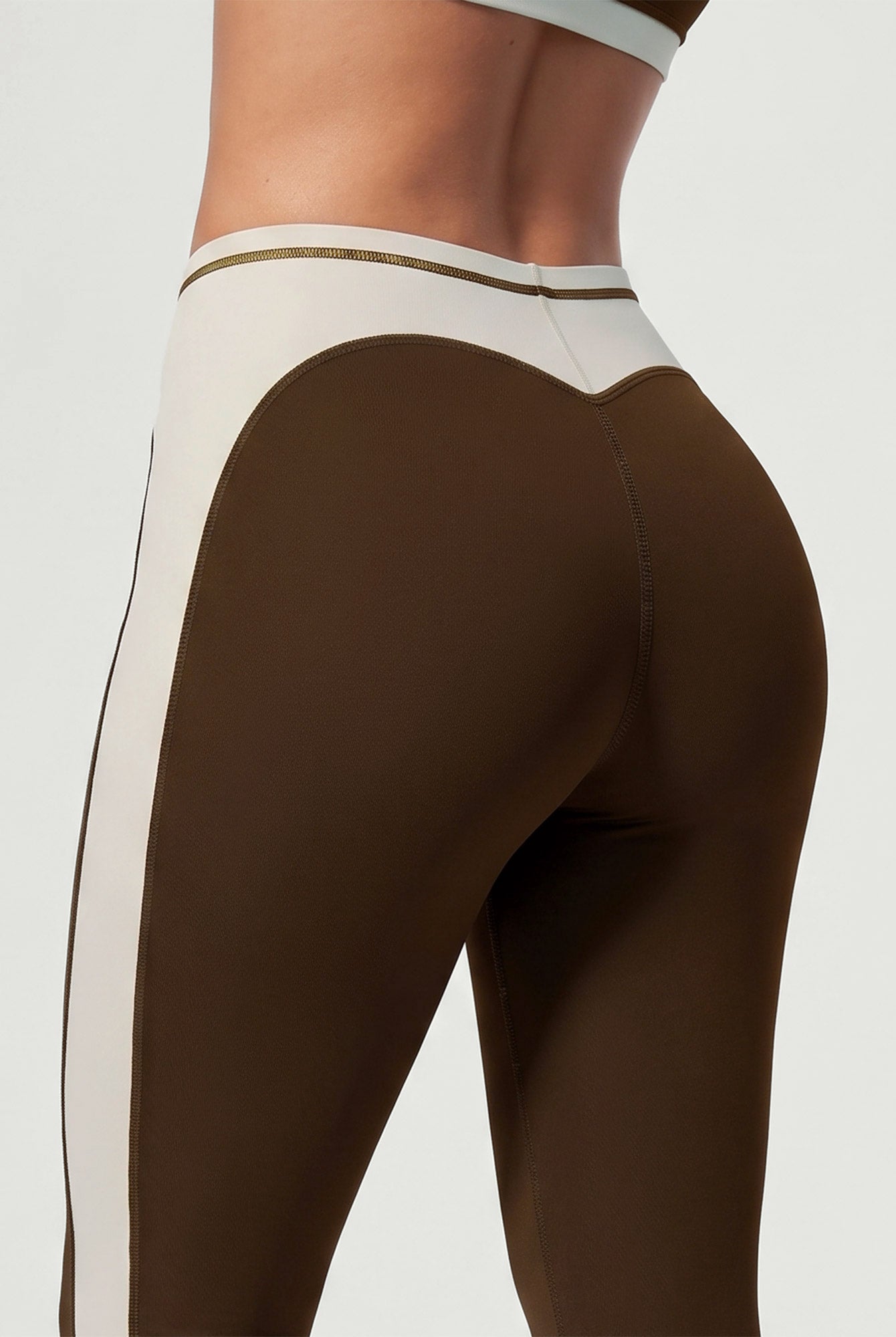 Women's Knitted Nylon Yoga Leggings Sustainable Yoga Bottoms - BERLOOK