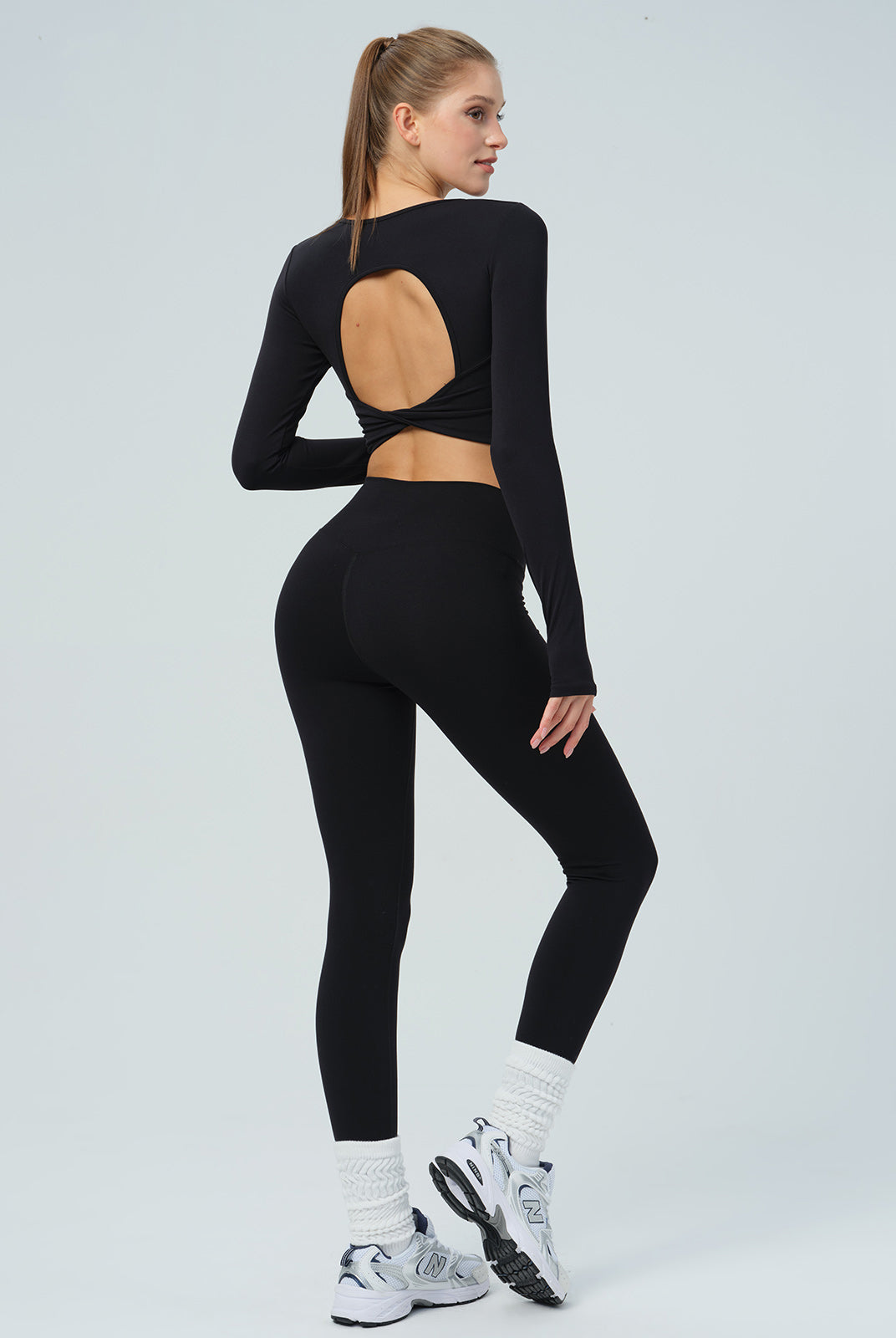 Women's Knitted Nylon Yoga Long Sleeve Top Sustainable Yoga Tops - BERLOOK