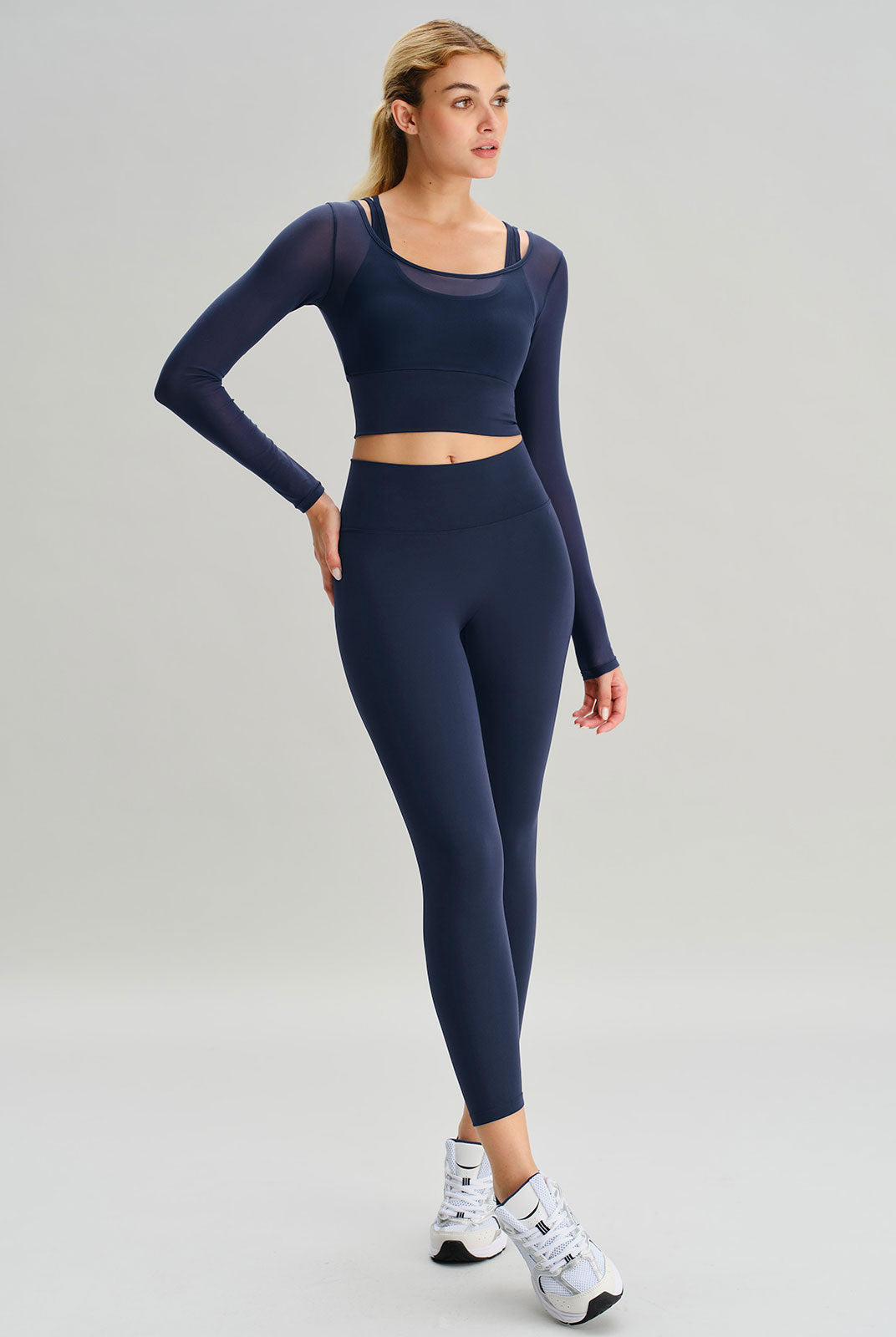 Women's Knitted Nylon Yoga Long Sleeve Top Sustainable Yoga Tops - BERLOOK